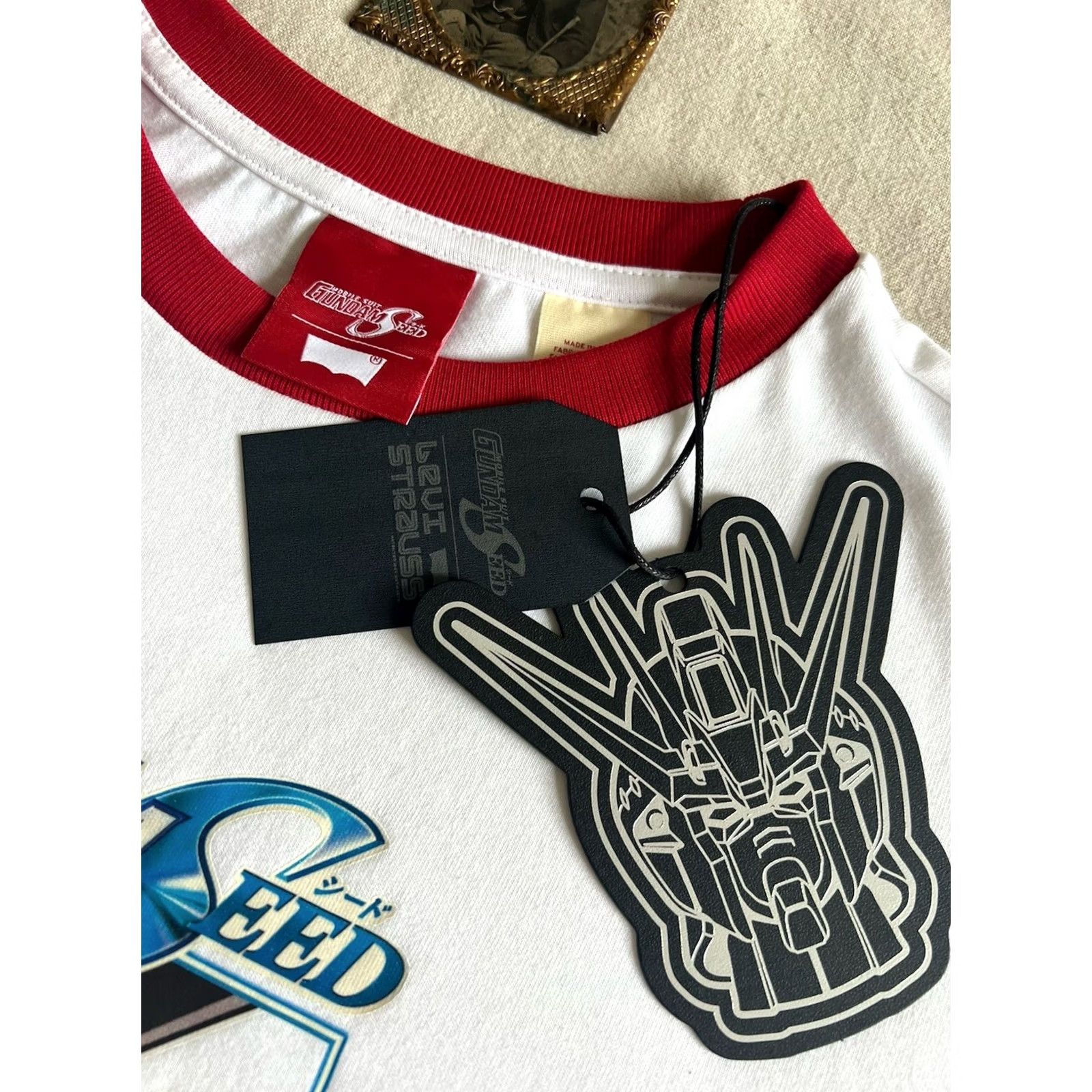 Levi's Levi’s Gundam Seed T-Shirt L-XL Ringer Anime Boxy Fit Rare Sold Out BNWT New Tag Size US L / EU 52-54 / 3 - 4 Thumbnail