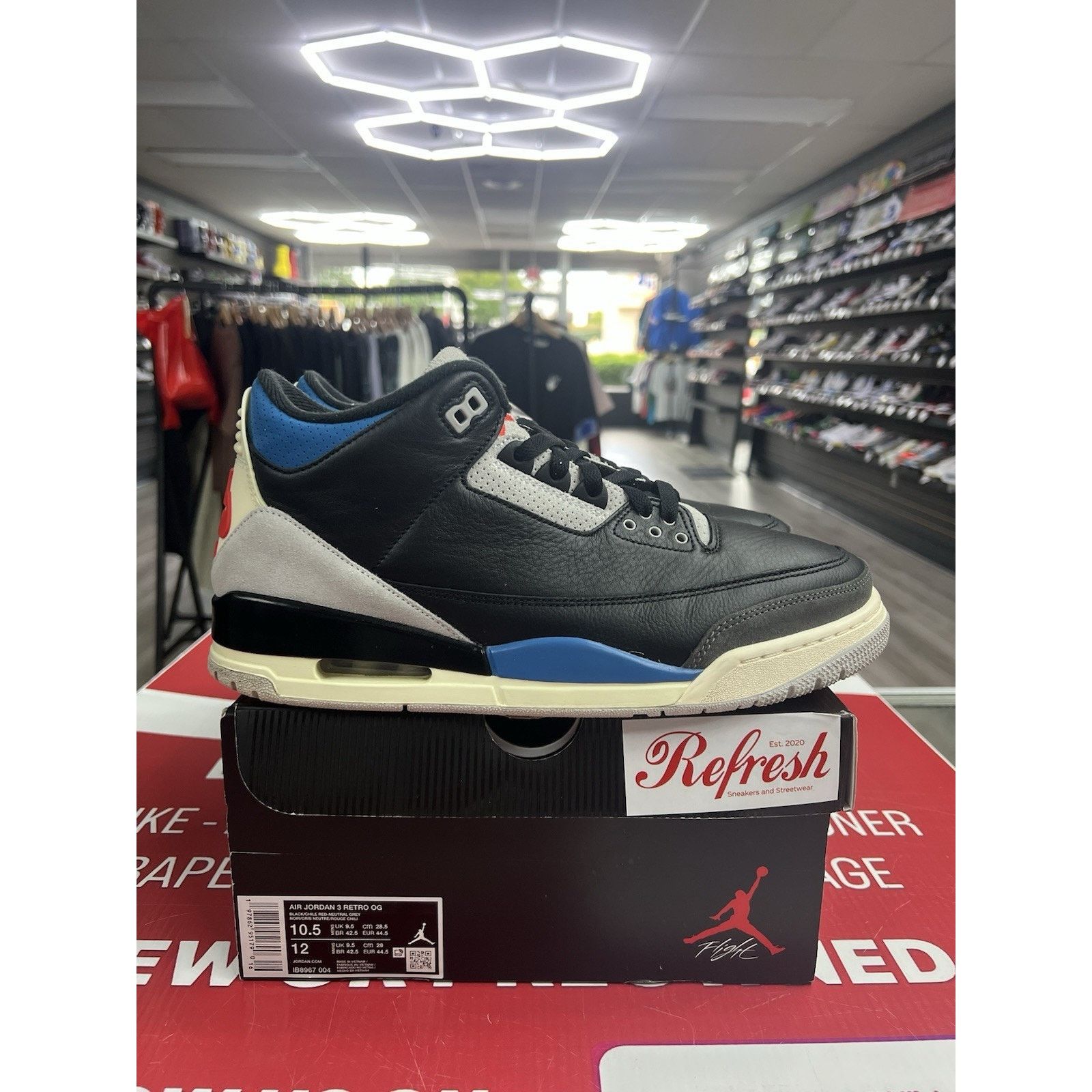 Jordan Brand Air Jordan 3 Retro Size 10.5 'Rare Air' 2025 IB8967-004 Size US 10.5 / EU 43-44 - 1 Thumbnail
