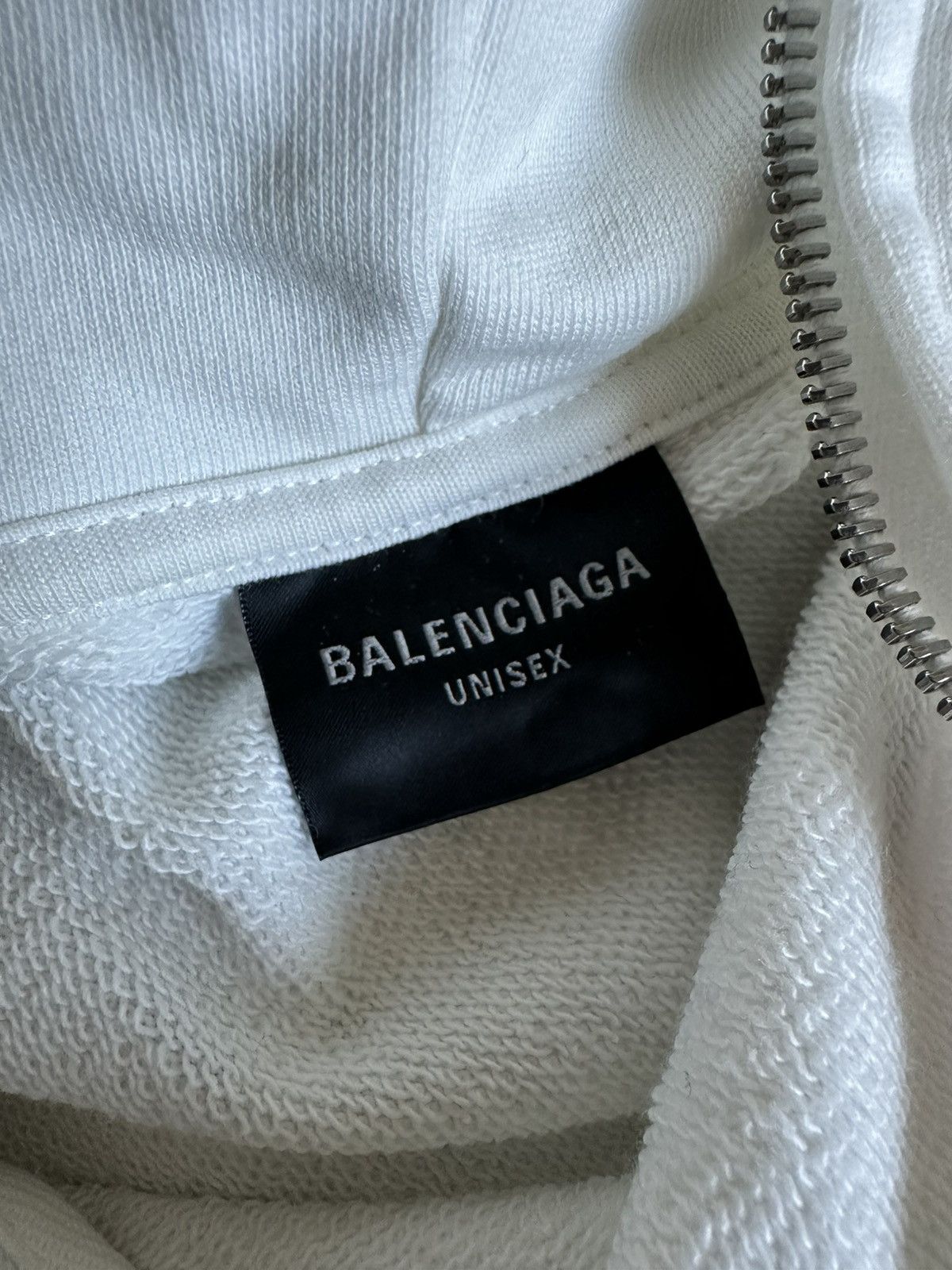 Balenciaga BALENCIAGA SOHO EXCLUSIVE ZIP-UP HOODIE – WHITE Size US XXL / EU 58 / 5 - 12 Thumbnail