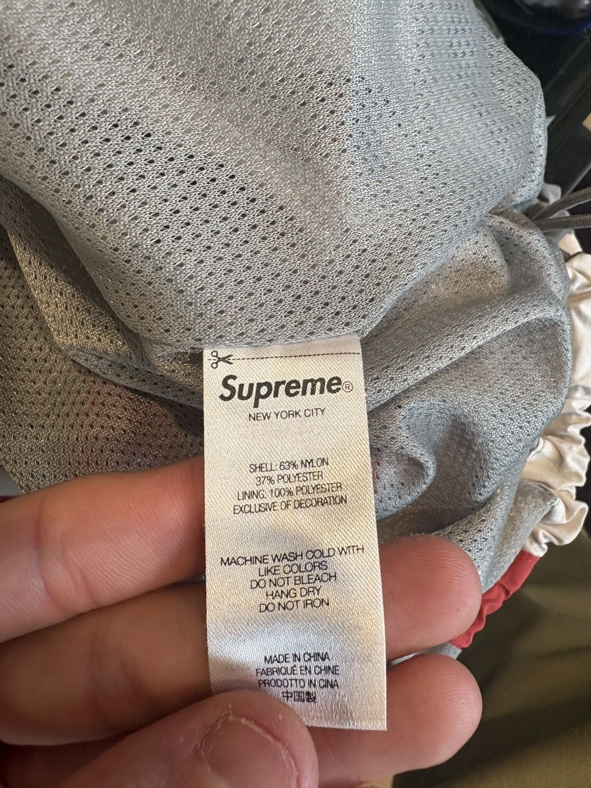 Supreme Supreme Gray/Red Panel Quarter Zip Size Large Size US L / EU 52-54 / 3 - 5 Thumbnail