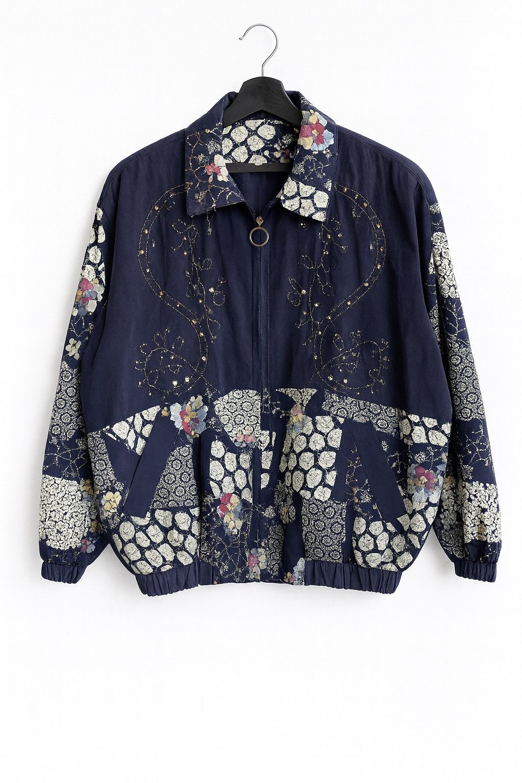 Vintage Vintage Japanese Patchwork Floral Print Windbreaker Jacket Size US L / EU 52-54 / 3 - 1 Thumbnail