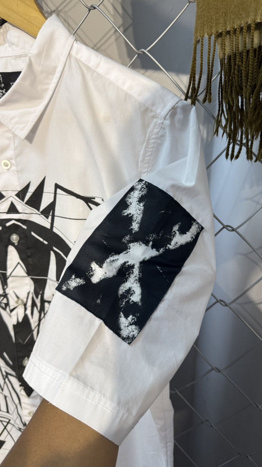 Japanese Brand JAPANESE BRAND KINGLY MASK GRAPHIC SHIRT BUTTON UP FREE Size US M / EU 48-50 / 2 - 5 Thumbnail