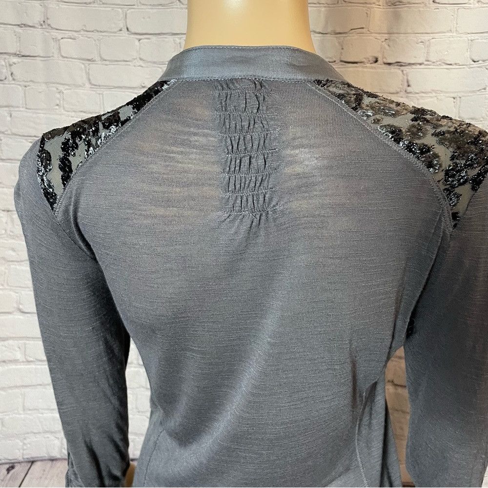 Anthropologie Anthropologie Kitsalano TINY Velvet Silk Blend Burnout Grey Size S / US 4 / IT 40 - 6 Thumbnail