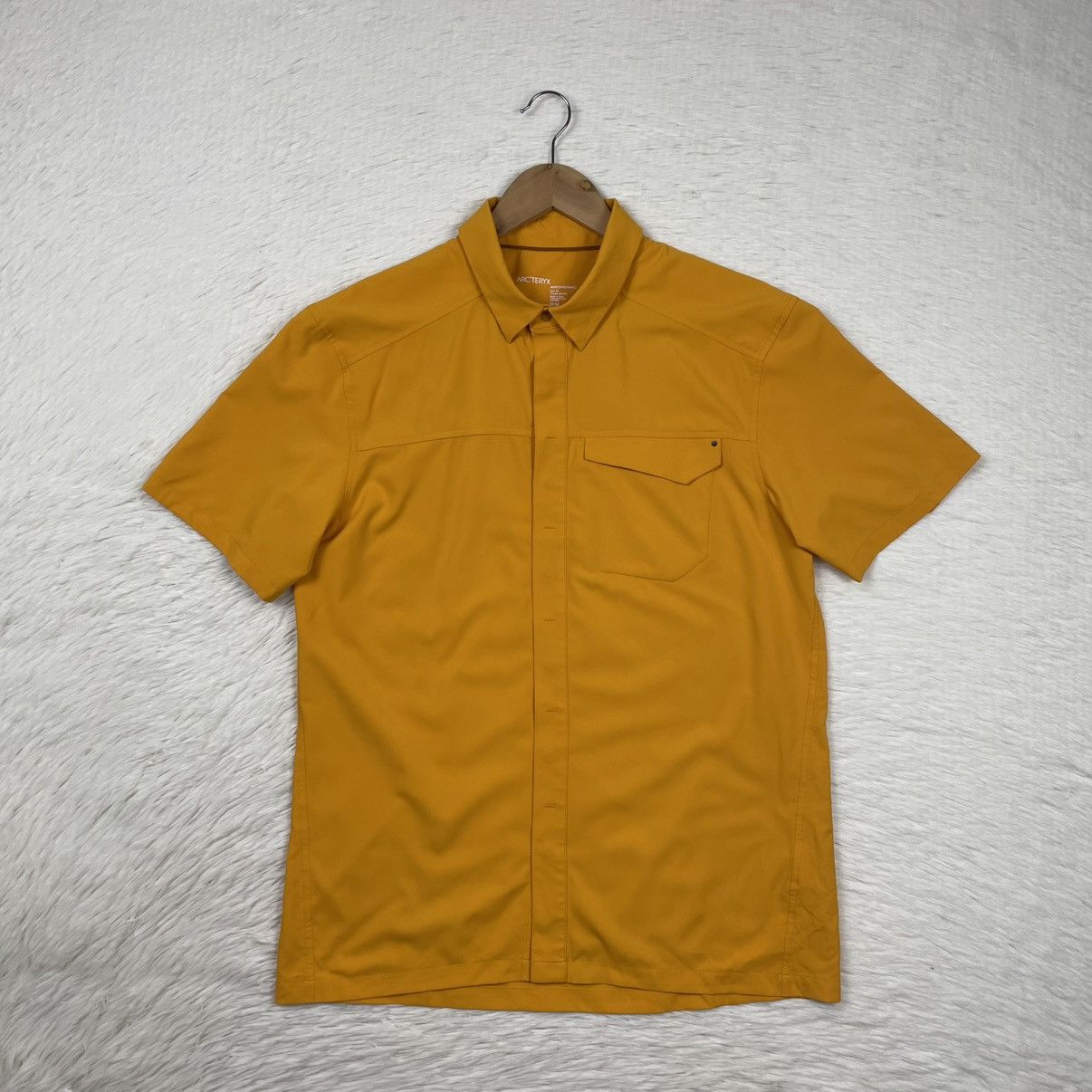 Arc'teryx Arcteryx Skyline Dark Yellow Ochre Short Sleeves Shirt Size US M / EU 48-50 / 2 - 1 Thumbnail