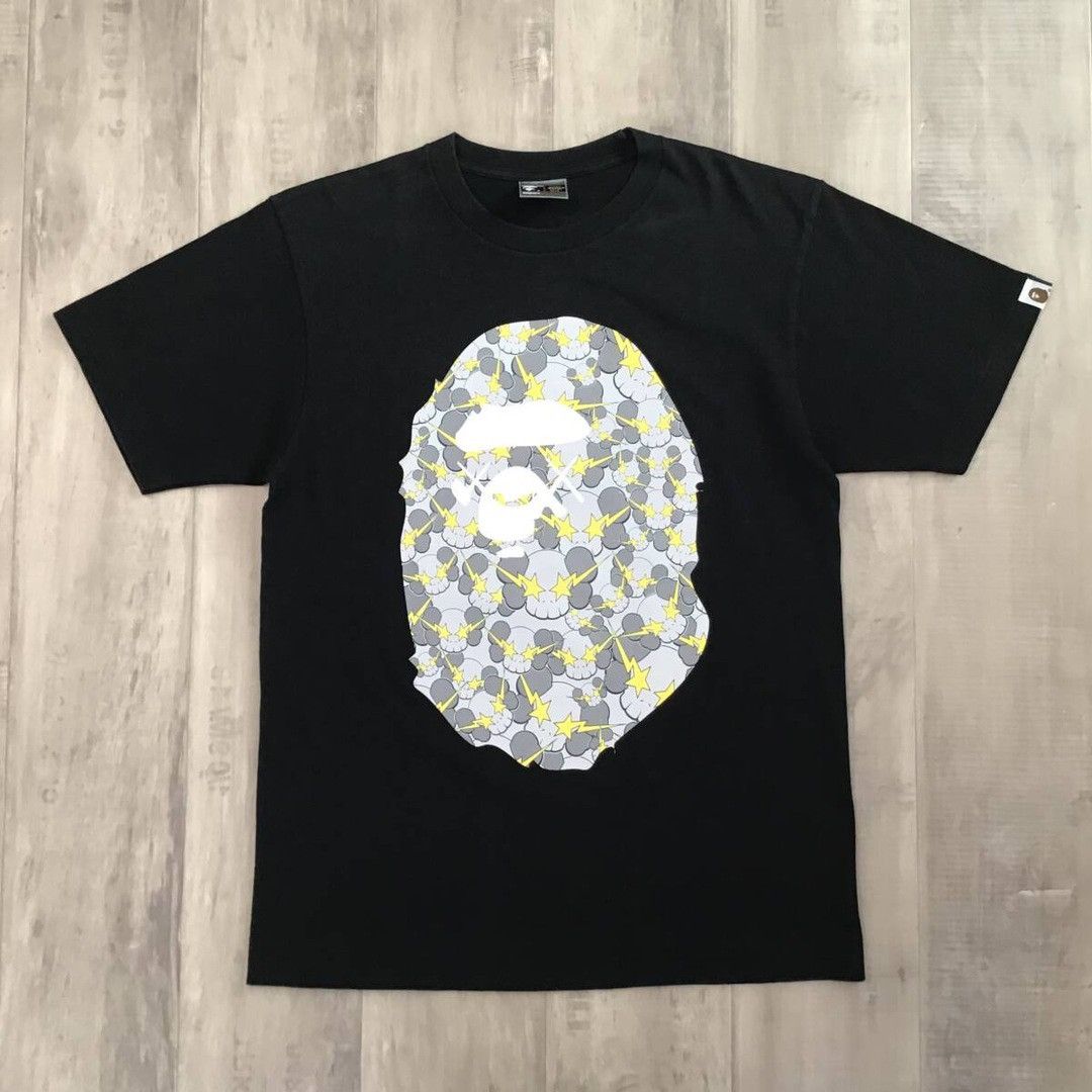 Bape × Kaws BAPE × KAWS skull sta big head T-shirt a bathing ape NIGO Size US M / EU 48-50 / 2 - 2 Thumbnail