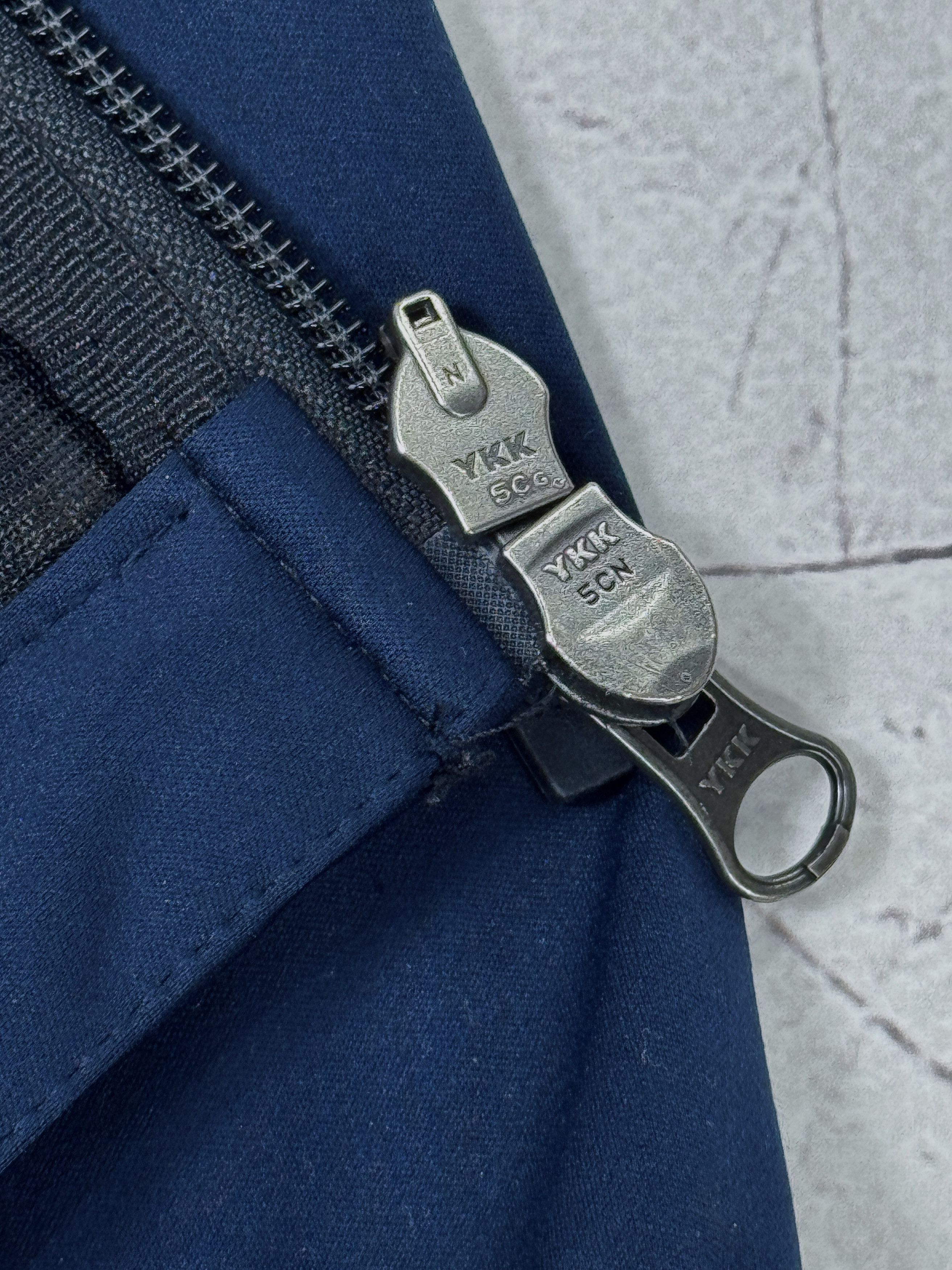 Formula 1 Mercedes AMG Formula1 Team Softshell Jacket BWT by Hakro Size US XL / EU 56 / 4 - 14 Thumbnail