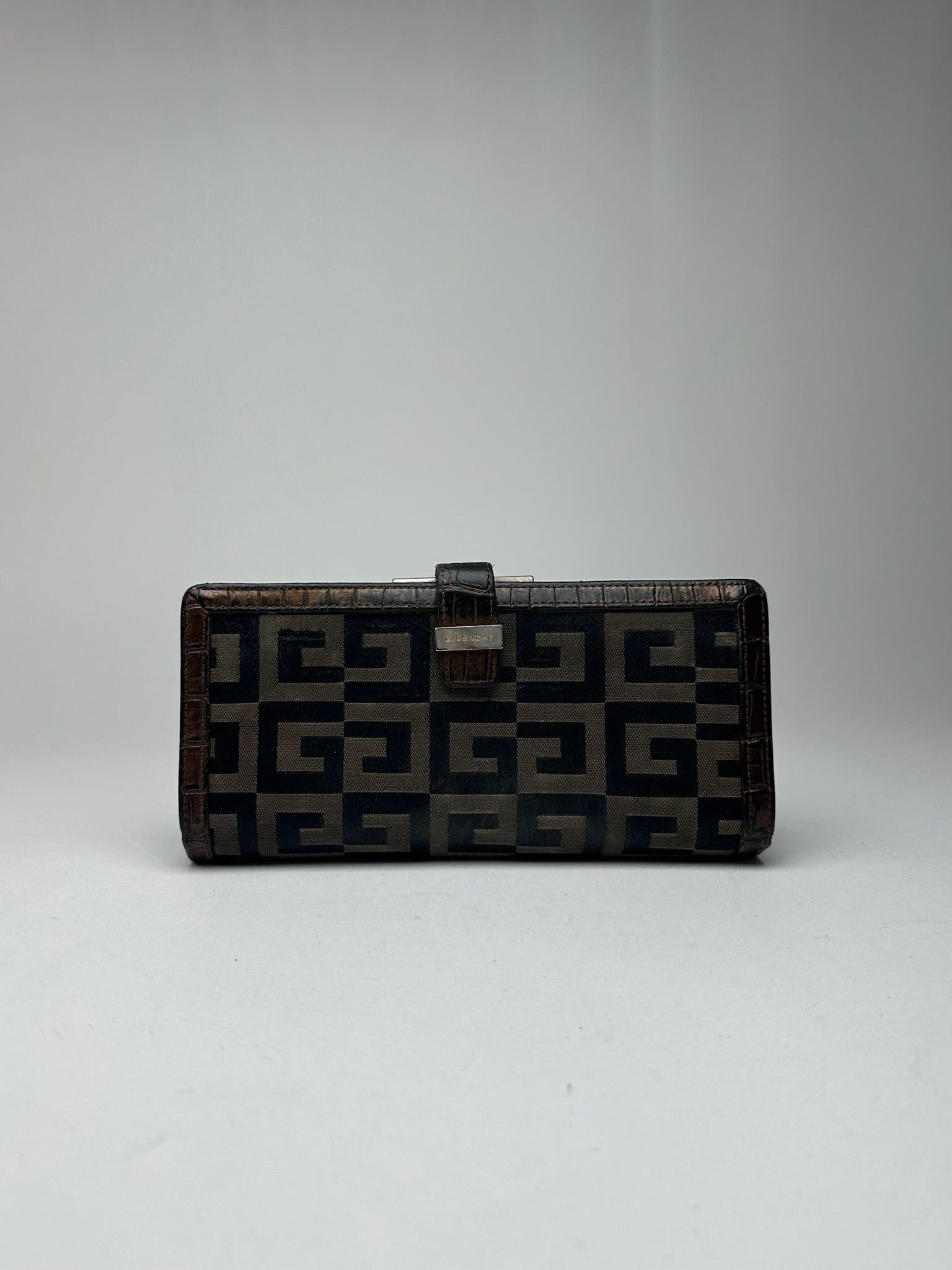 Givenchy Vintage Monogram Wallet Size ONE SIZE - 1 Thumbnail