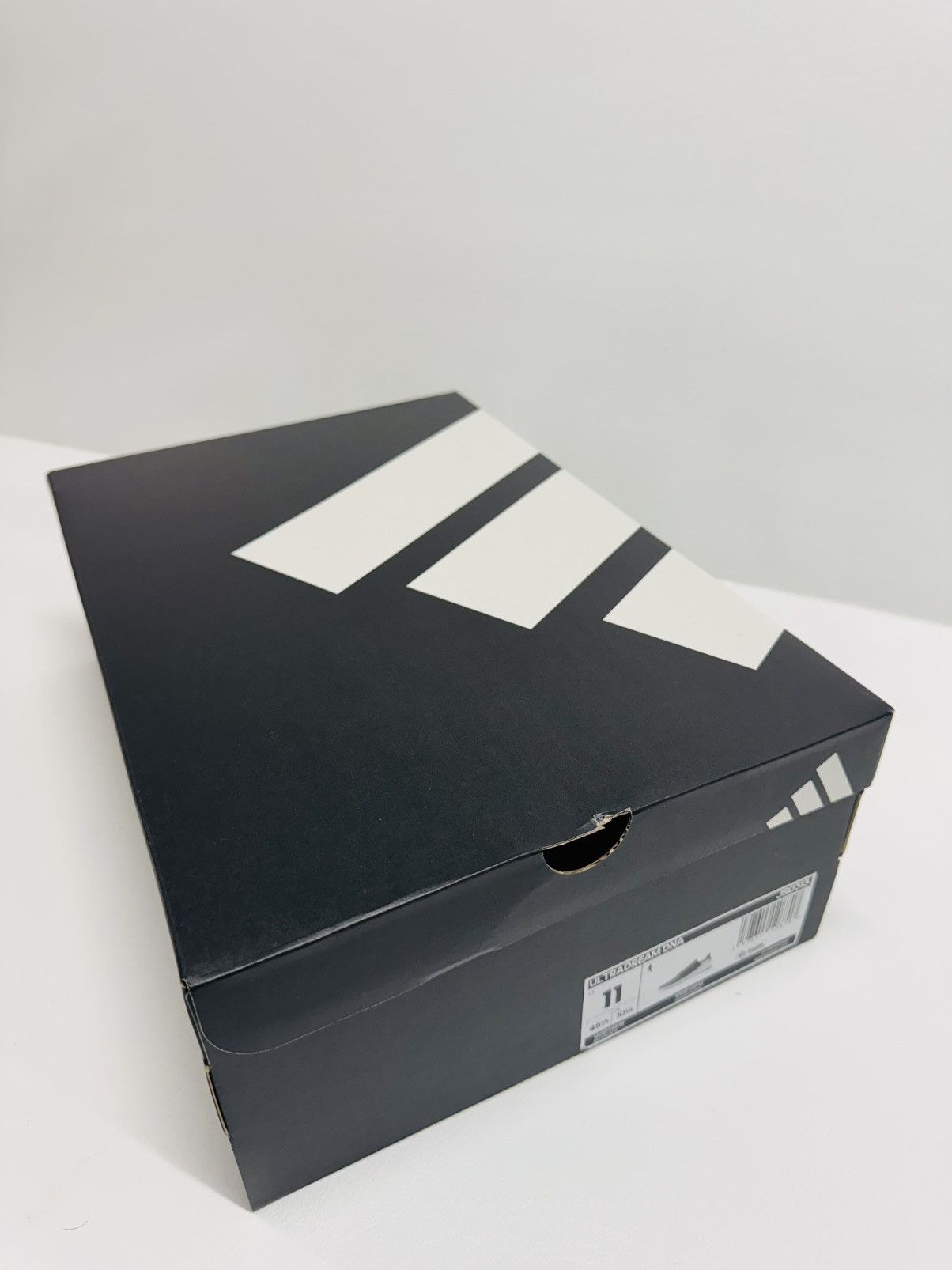 Adidas Adidas Ultradream DNA Core Black Size US 11 / EU 44 - 8 Thumbnail