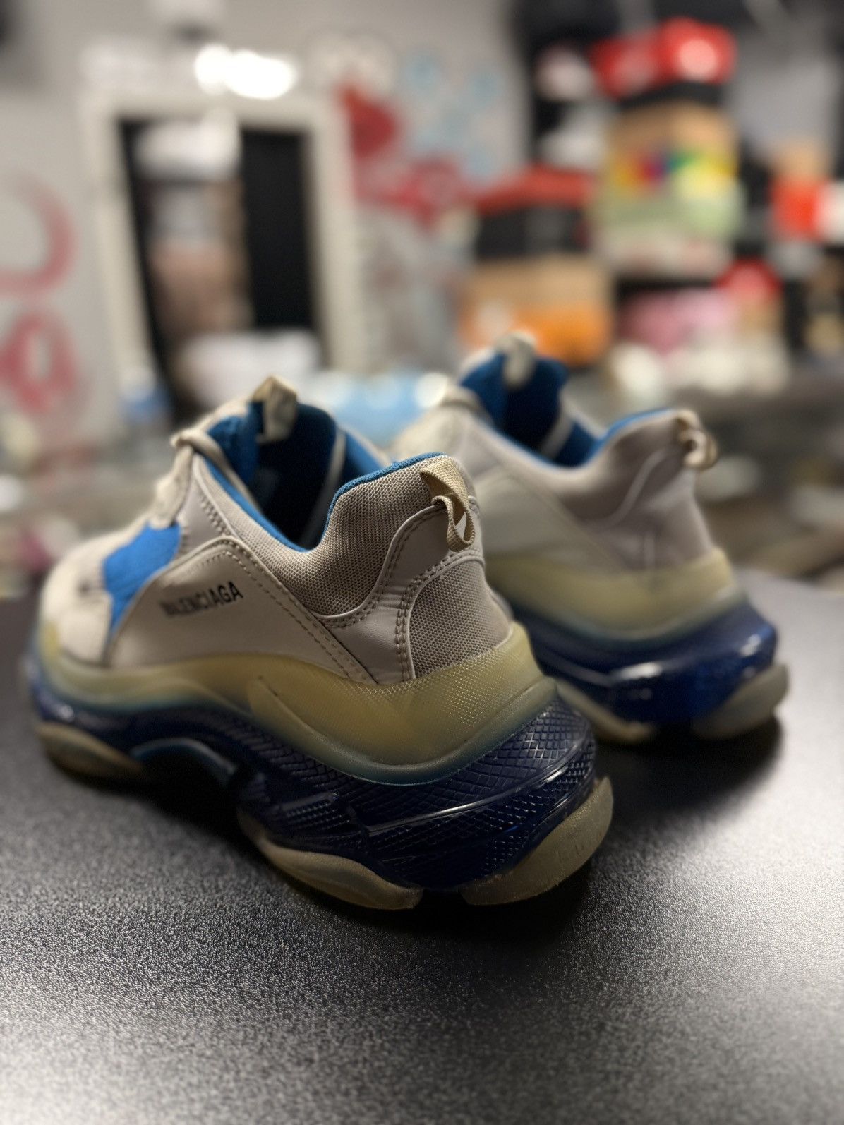 Balenciaga Balenciaga Triple S Sneakers Size 42EU/9US Clean Condition 🧼 Size US 9 / EU 42 - 8 Thumbnail
