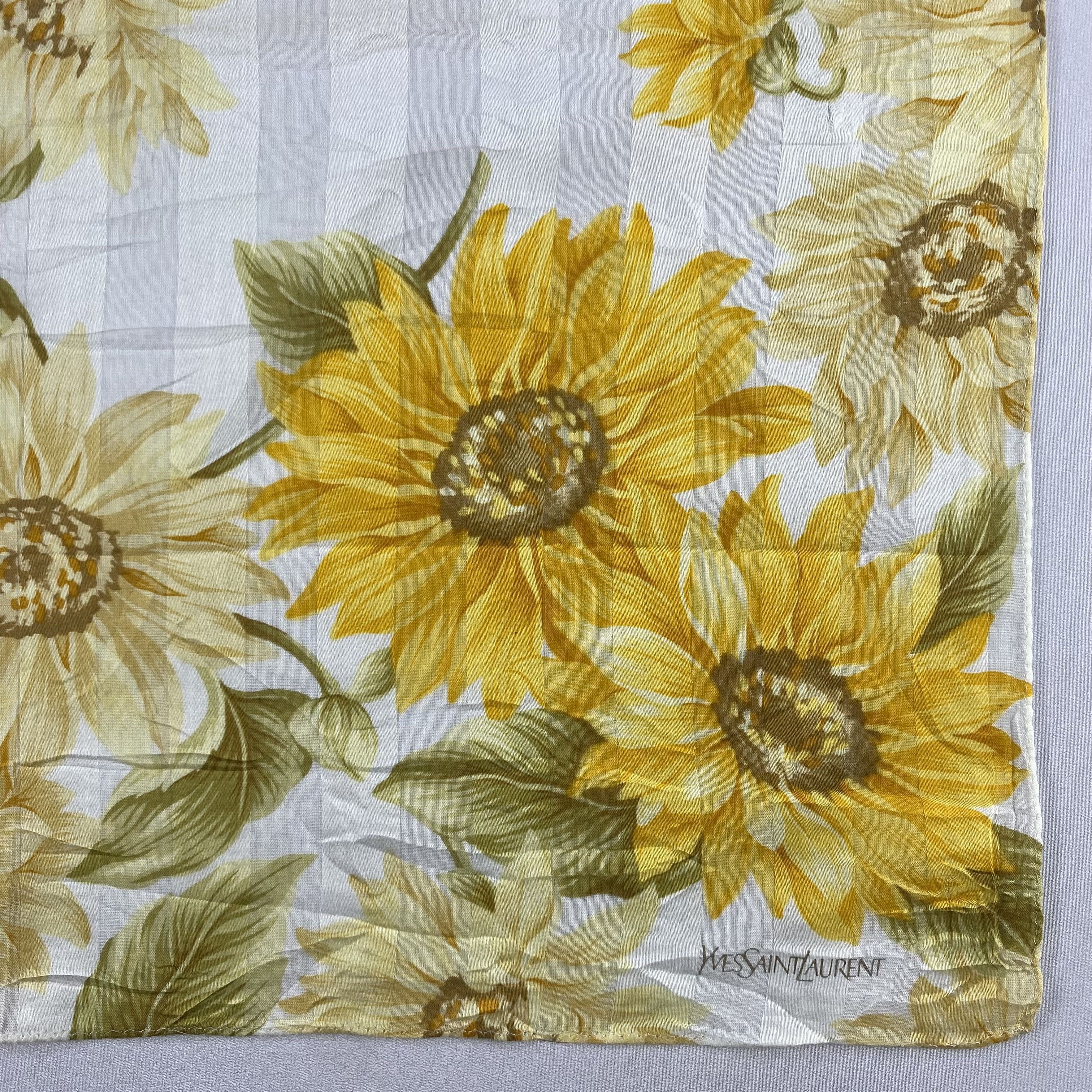 Vintage Yves Saint Laurent Bandana/ Handkerchief / Neckerchief Size ONE SIZE - 3 Thumbnail