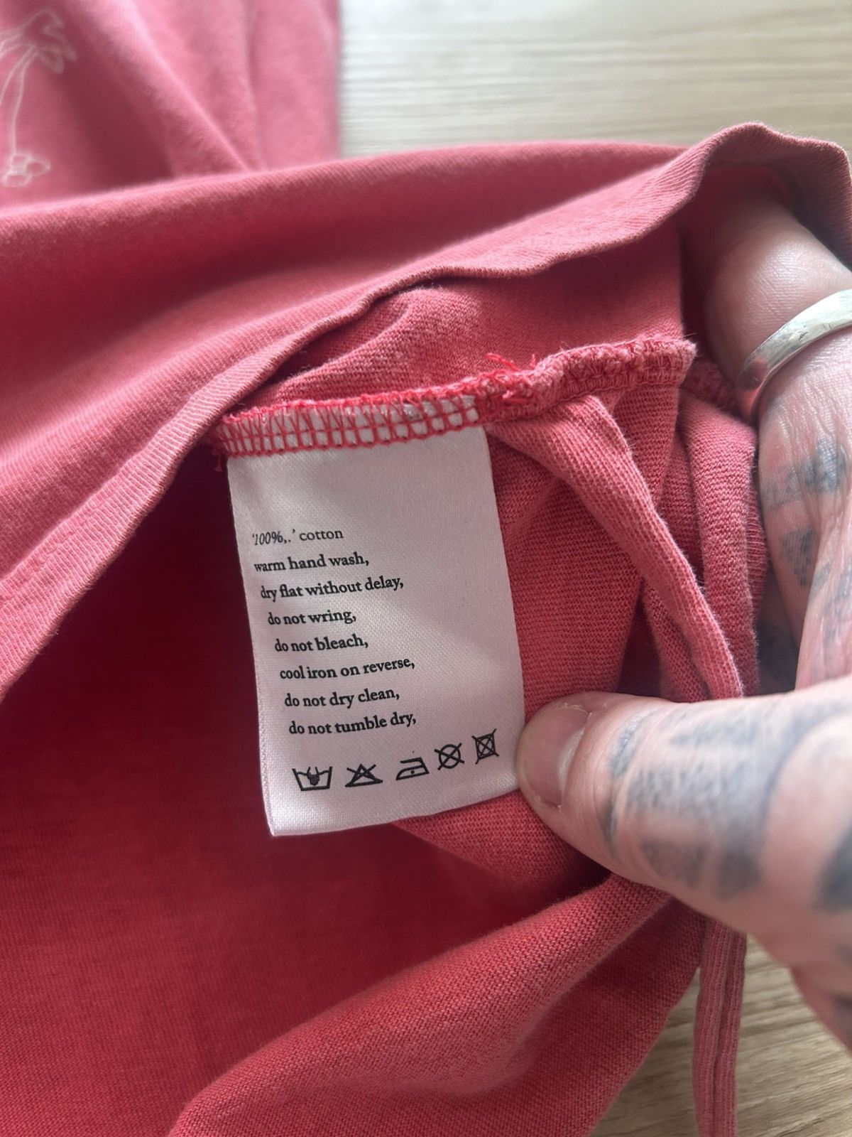 Ksubi Ksubi world tour Metal tee size Medium Red Size US M / EU 48-50 / 2 - 4 Thumbnail