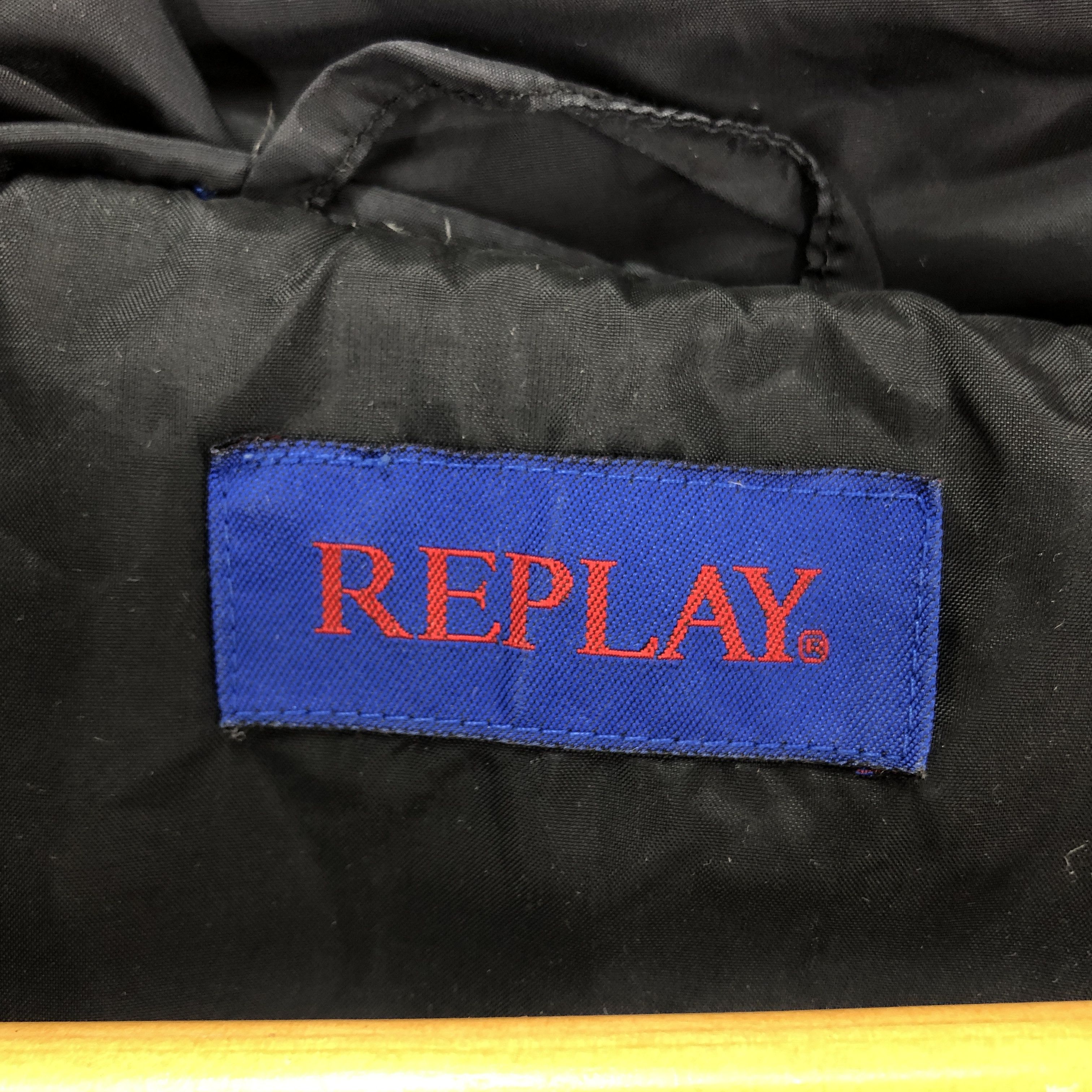 Replay REPLAY Puffer Jacket Big Spellout #0995/AI Size US L / EU 52-54 / 3 - 13 Thumbnail