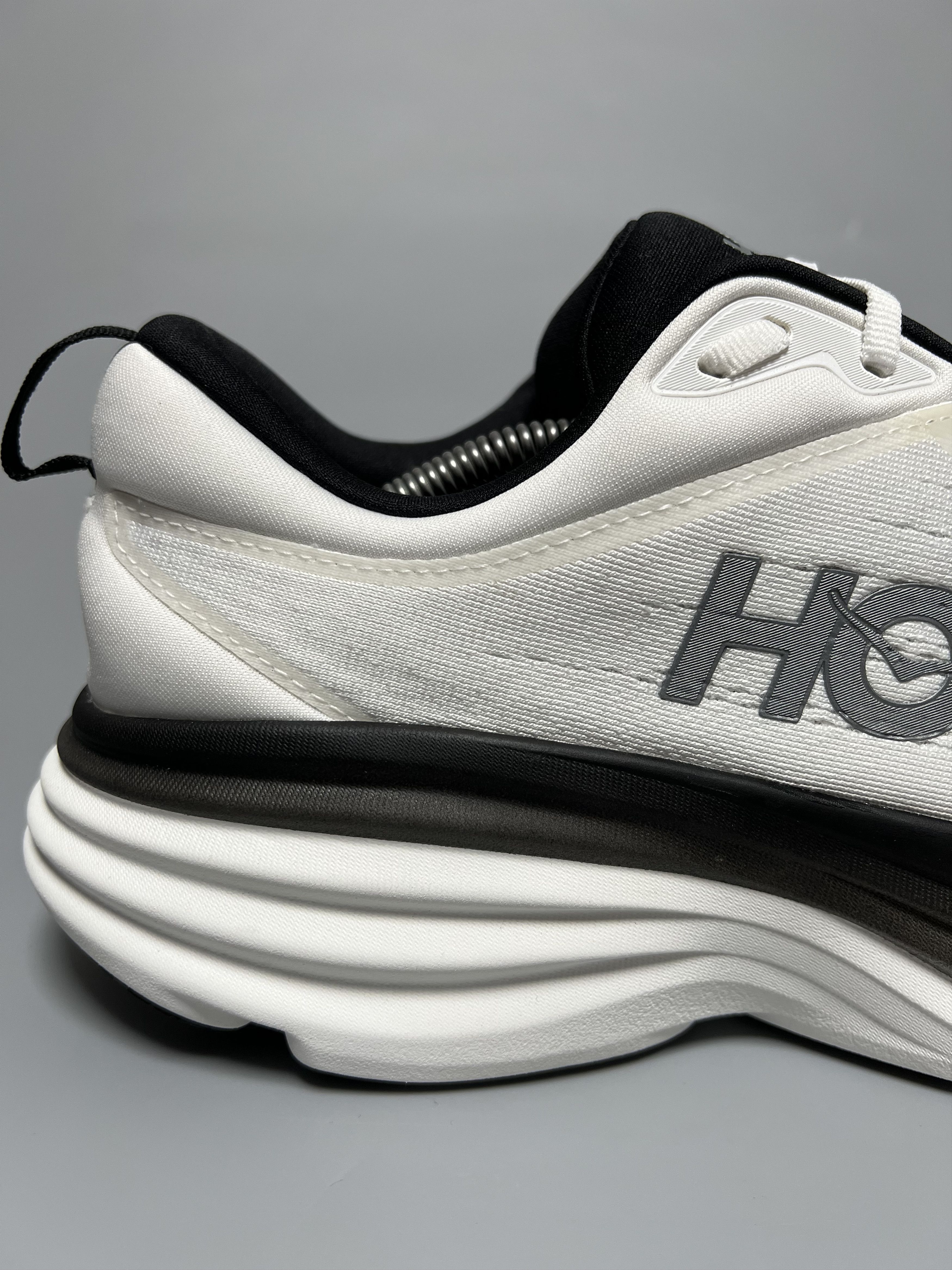 Hoka 11D Hoka One One Bondi 8 Running Shoes 1123202-WBLC Size US 11 / EU 44 - 12 Thumbnail