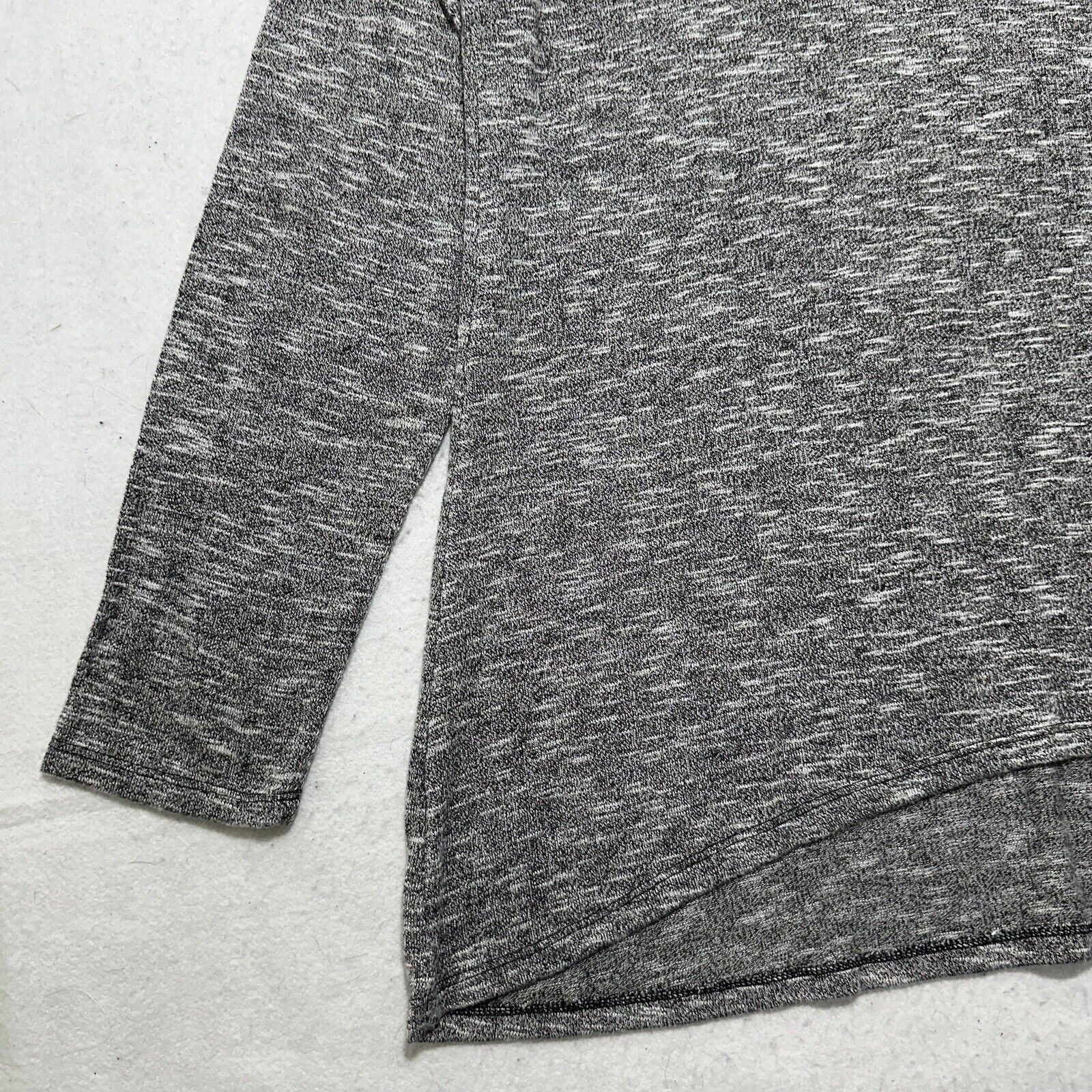 Juicy Couture Juicy Couture XL VNeck Knit Sweater Long Sleeve Heather Gray Size XL / US 12-14 / IT 48-50 - 6 Thumbnail
