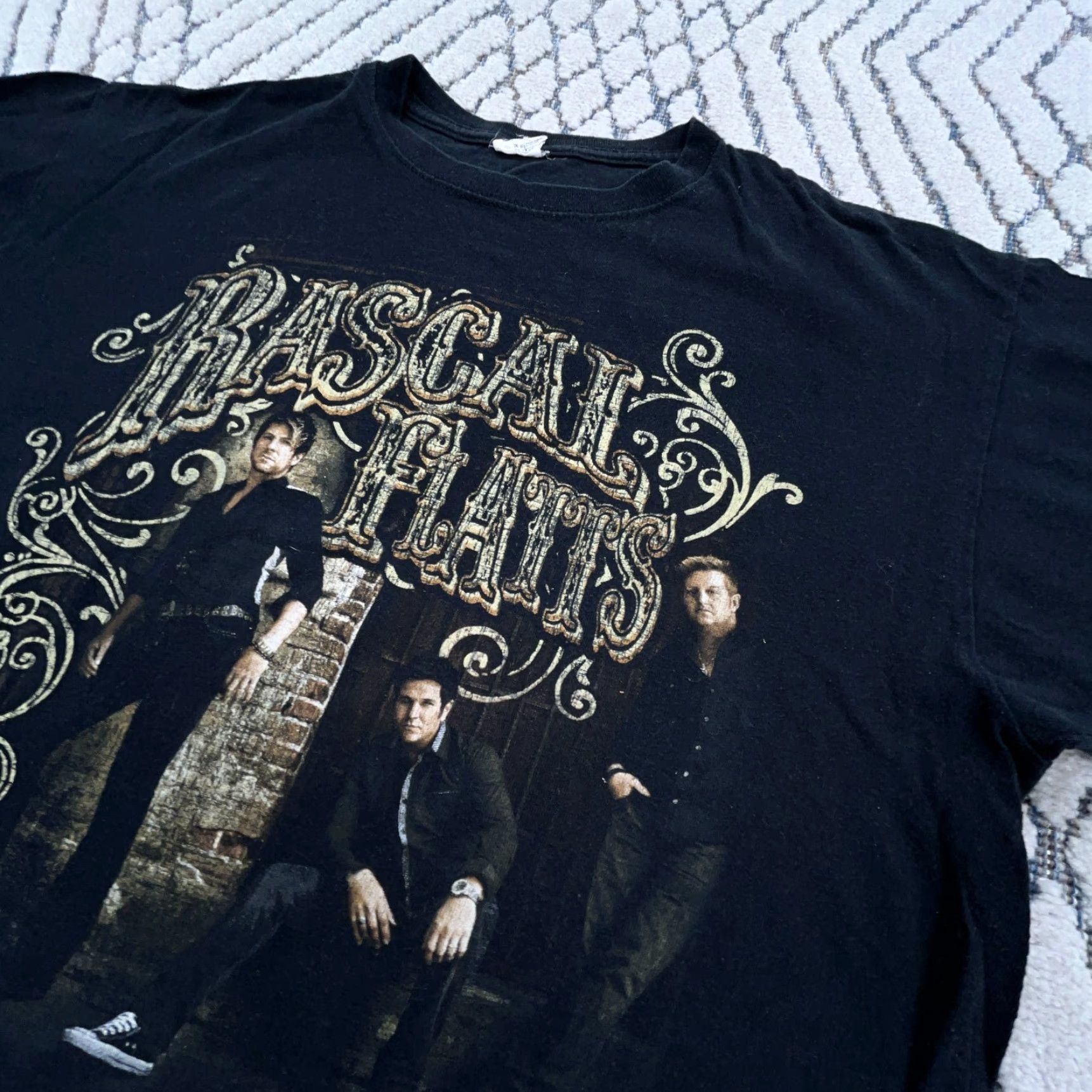 Anvil Rascal Flatts Shirt Men Large Black Band Tee T Country Music Band Y2K 00s 2012 Size US L / EU 52-54 / 3 - 4 Thumbnail