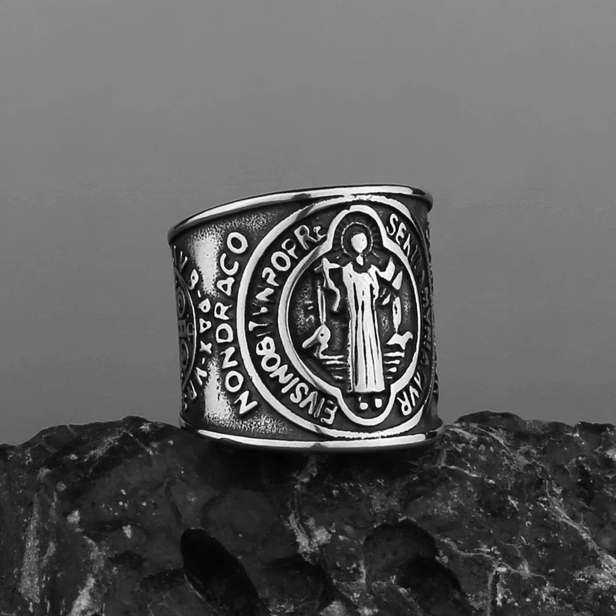 Vintage Retro Wide Ring Size ONE SIZE - 1 Thumbnail