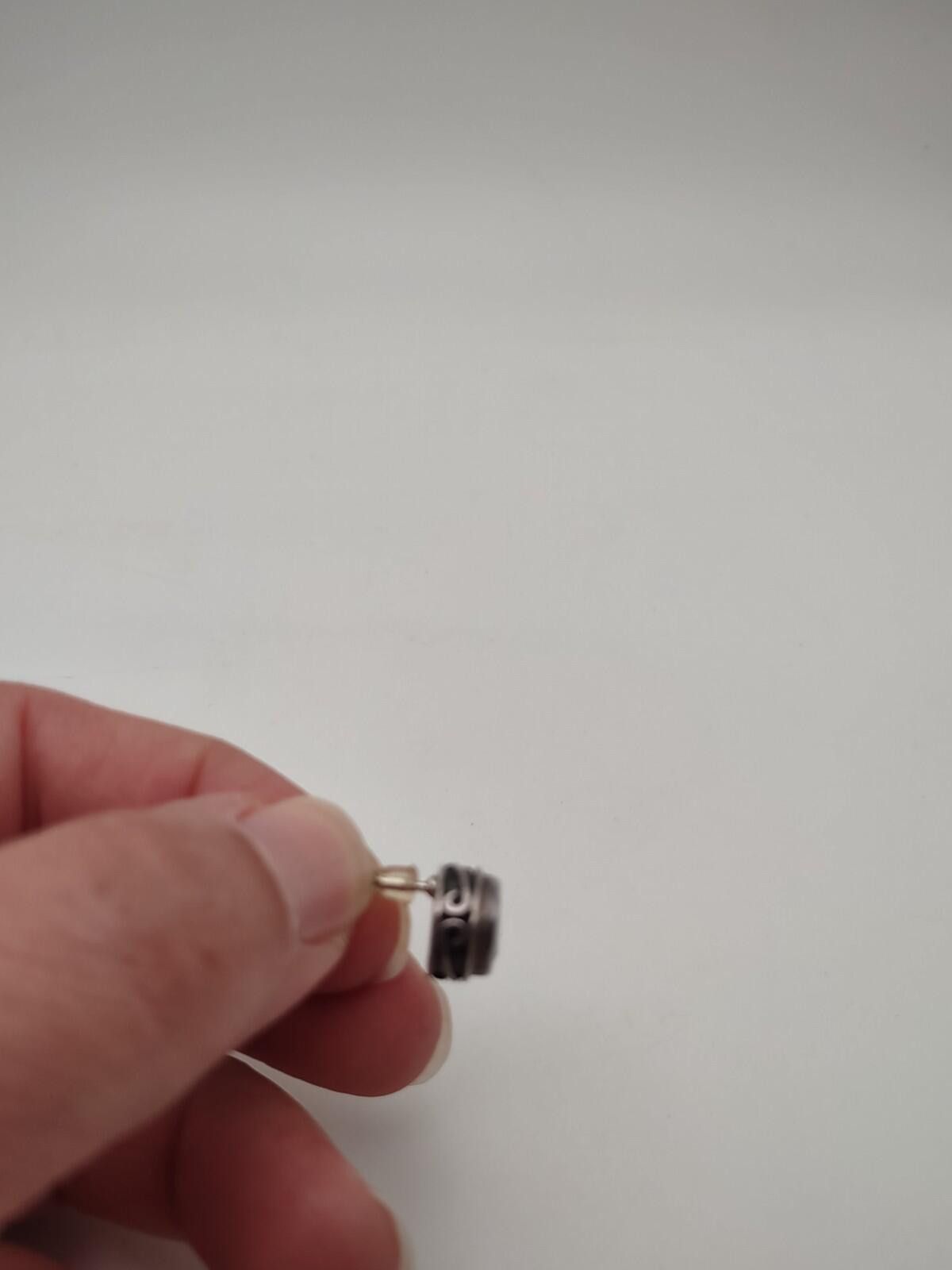 The Unbranded Brand Sterling Silver Clear CZ Stud Earrings Scroll Detail Size ONE SIZE - 5 Thumbnail