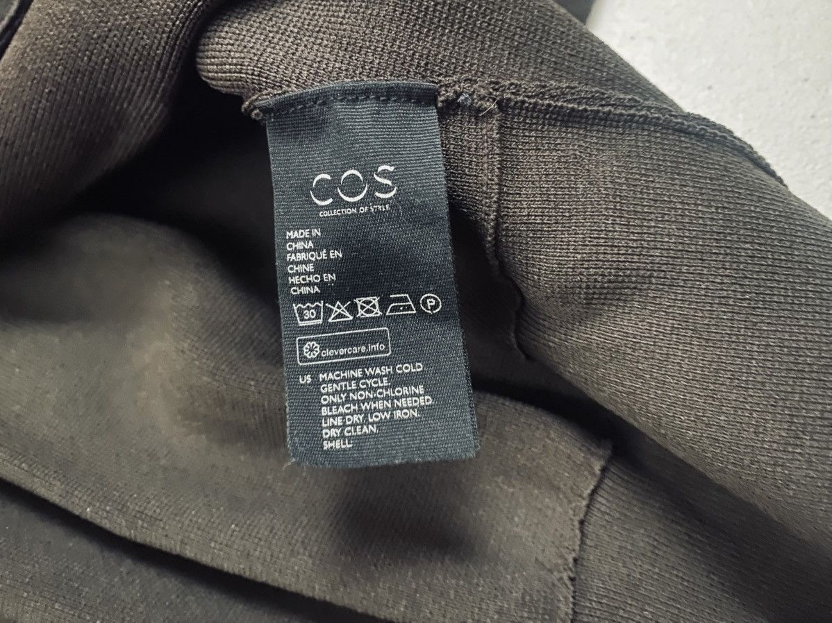 Cos COS Dark Brown Cropped Oversized Scrunched Back Cardigan L Size L / US 10 / IT 46 - 9 Thumbnail