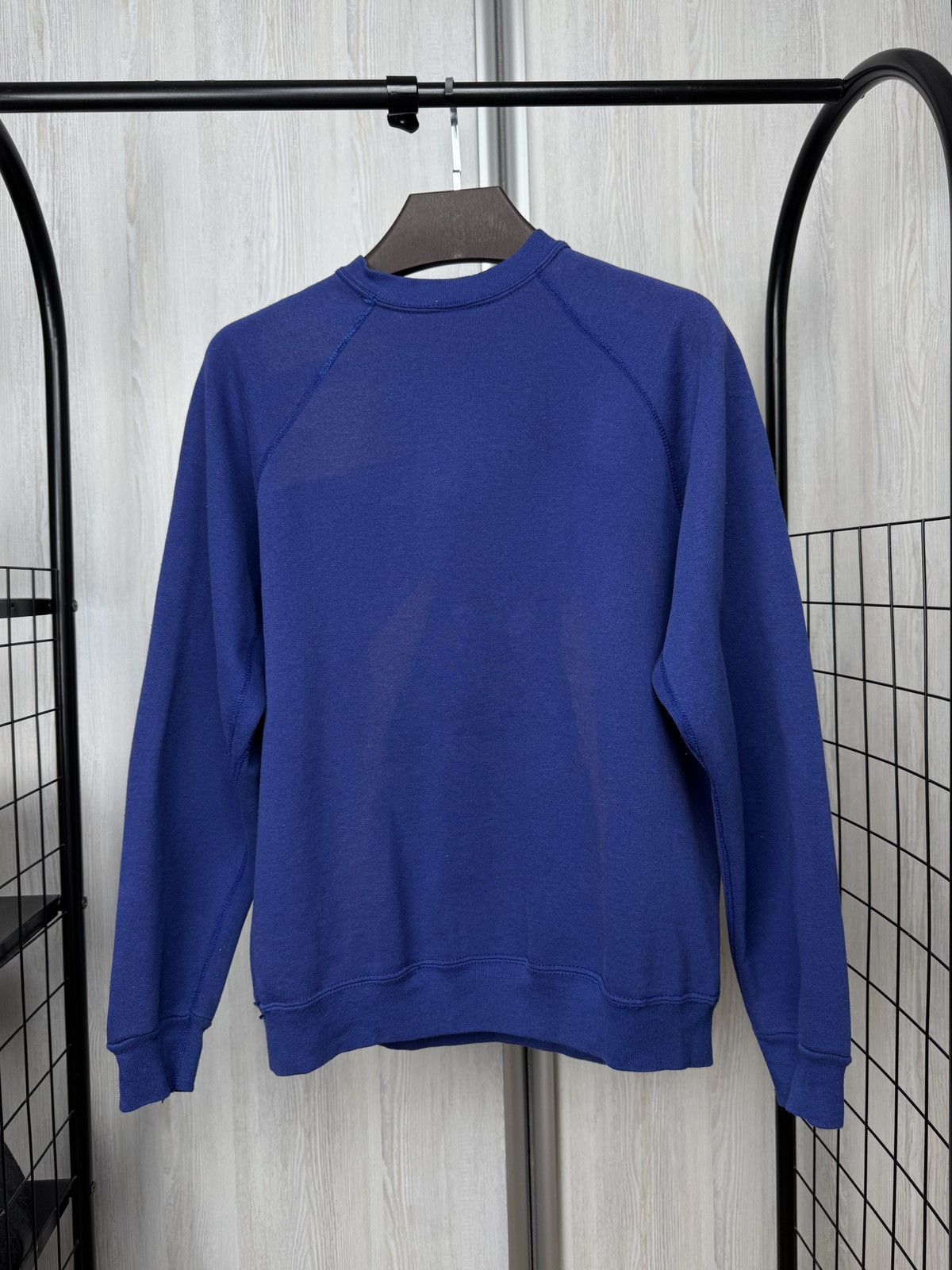 Vintage Discus Athletic St. John’s Church made in USA sweatshirt Size US L / EU 52-54 / 3 - 7 Thumbnail