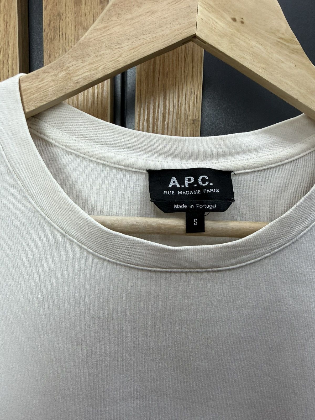 A.P.C. A.P.C. Rue Madame Paris Logo T-Shirt Pale Pink Size S Size US S / EU 44-46 / 1 - 3 Thumbnail