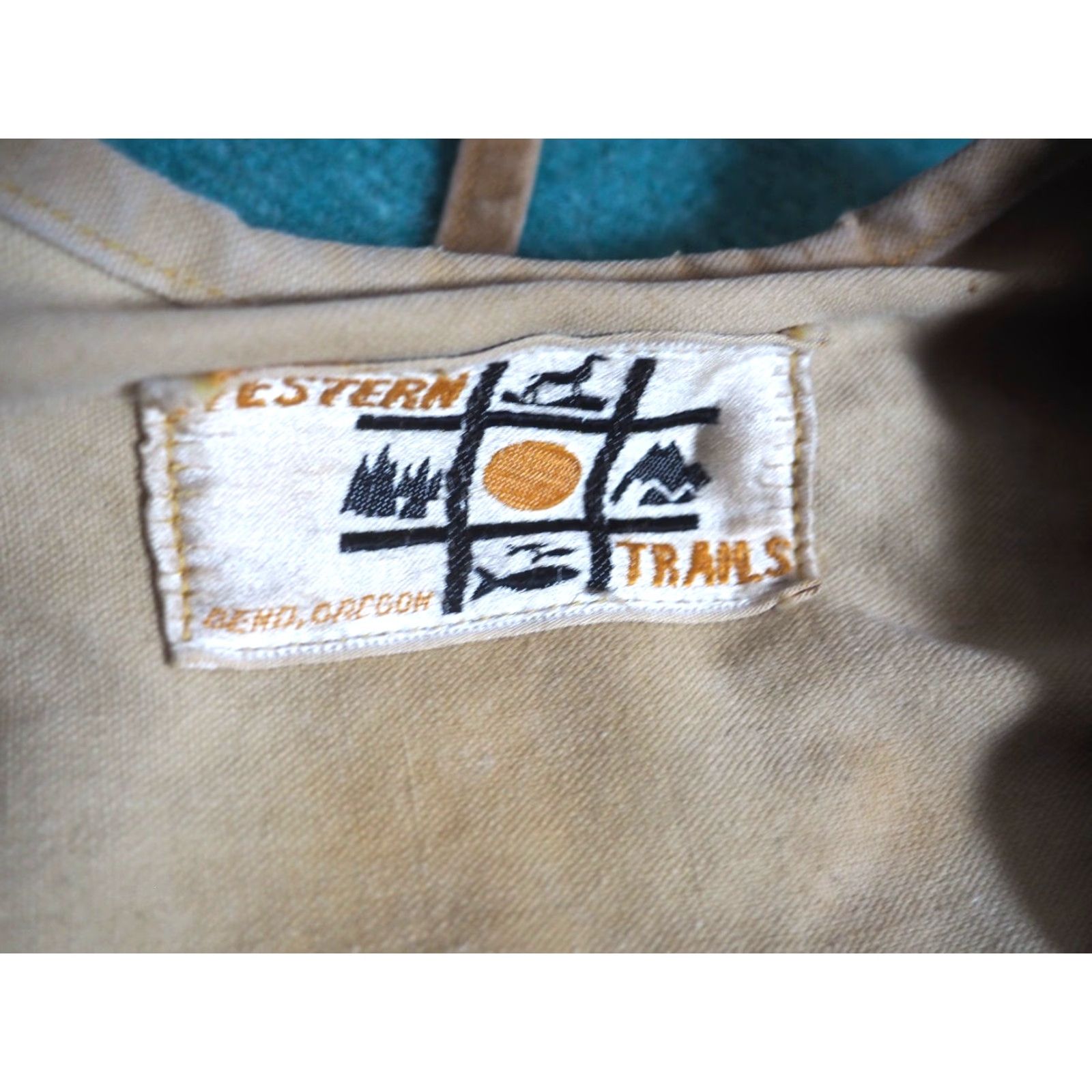 Rails VINTAGE Western Trails Vest Jacket Adult Mens M Brown Canvas Zip Pockets Fish Outdoor 50s 60s Vintage-style Decade Breathing Size US M / EU 48-50 / 2 - 4 Thumbnail