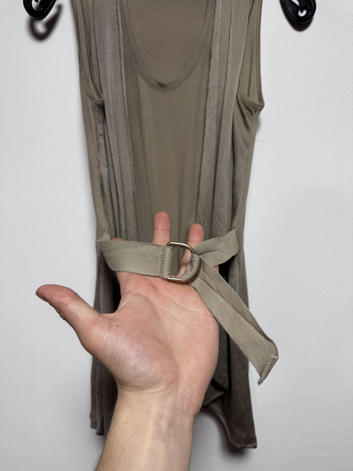 Brunello Cucinelli Brunello Cucinelli Beige Open Sleeveless T-Shirt Luxury Size L / US 10 / IT 46 - 6 Thumbnail