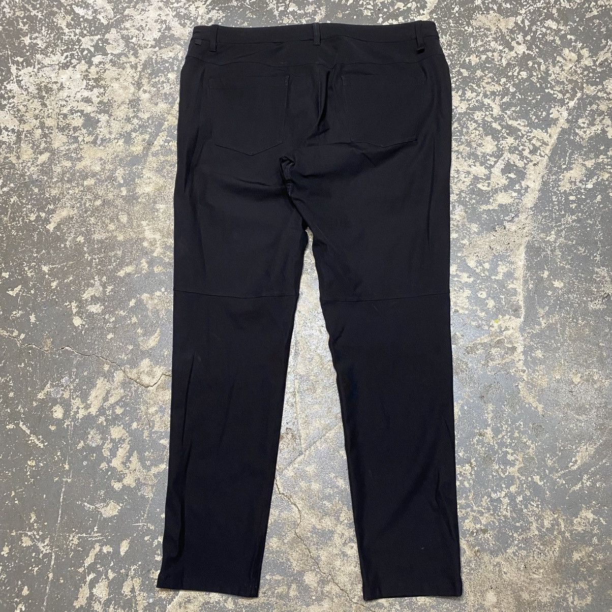 Lululemon × Vintage Lululemon Men’s ABC Pants Slim Fit Black Size US 38 / EU 54 - 1 Thumbnail
