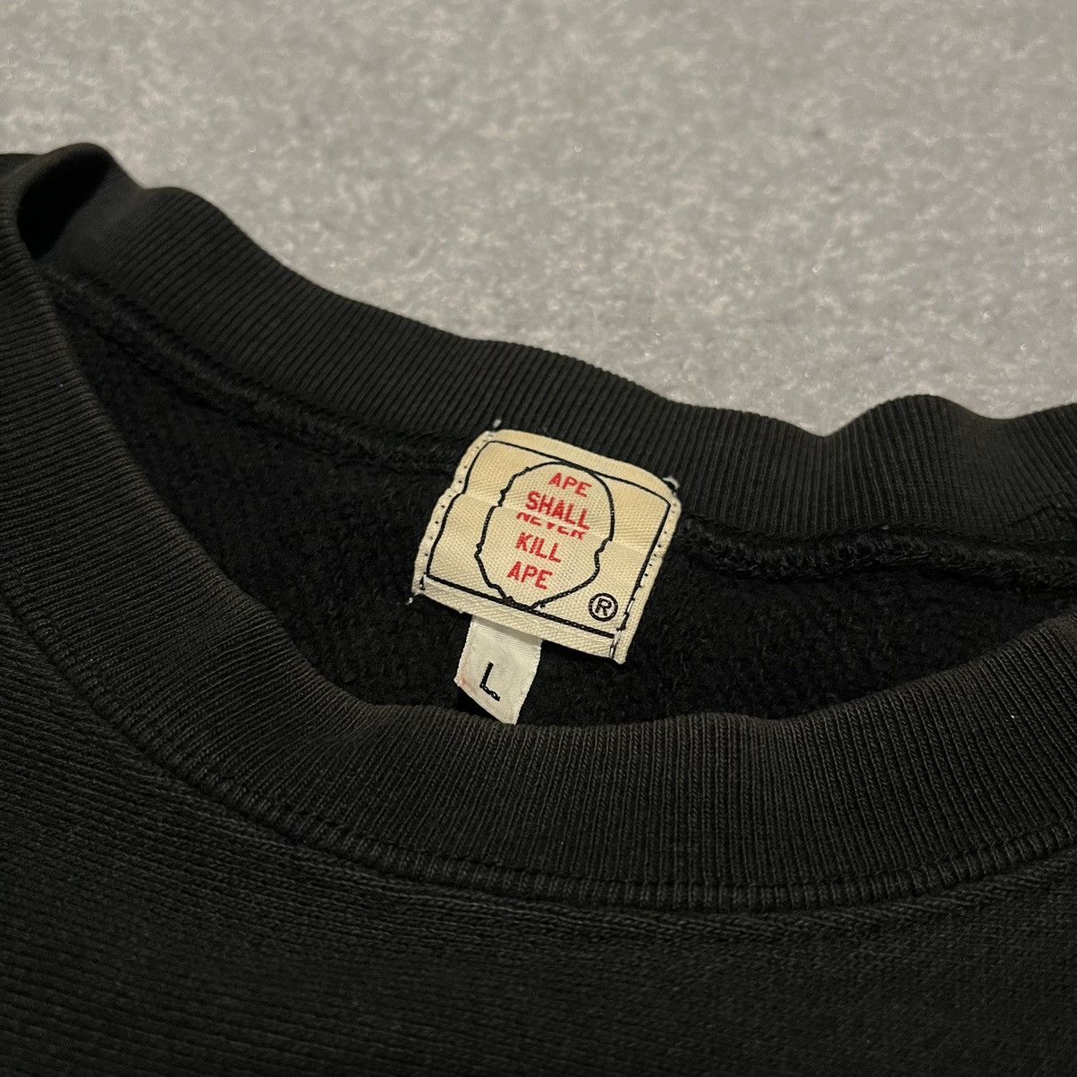 Bape Rare A Bathing Ape Bape The Circle is Now Complete Crewneck Size US L / EU 52-54 / 3 - 5 Thumbnail