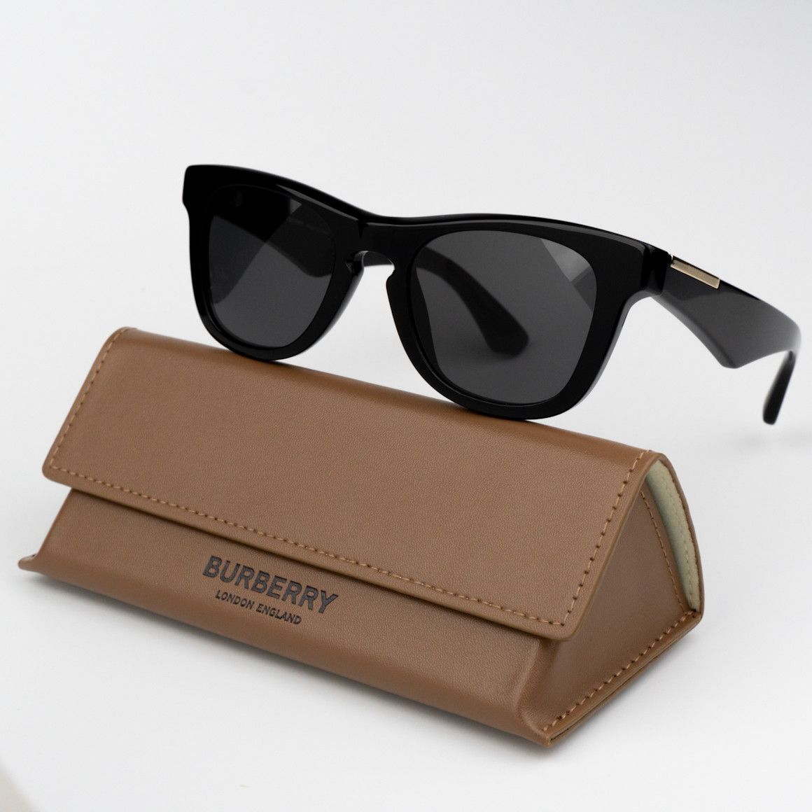 NEW Burberry BE4426 300187 Square Unisex Sunglasses BE 4426