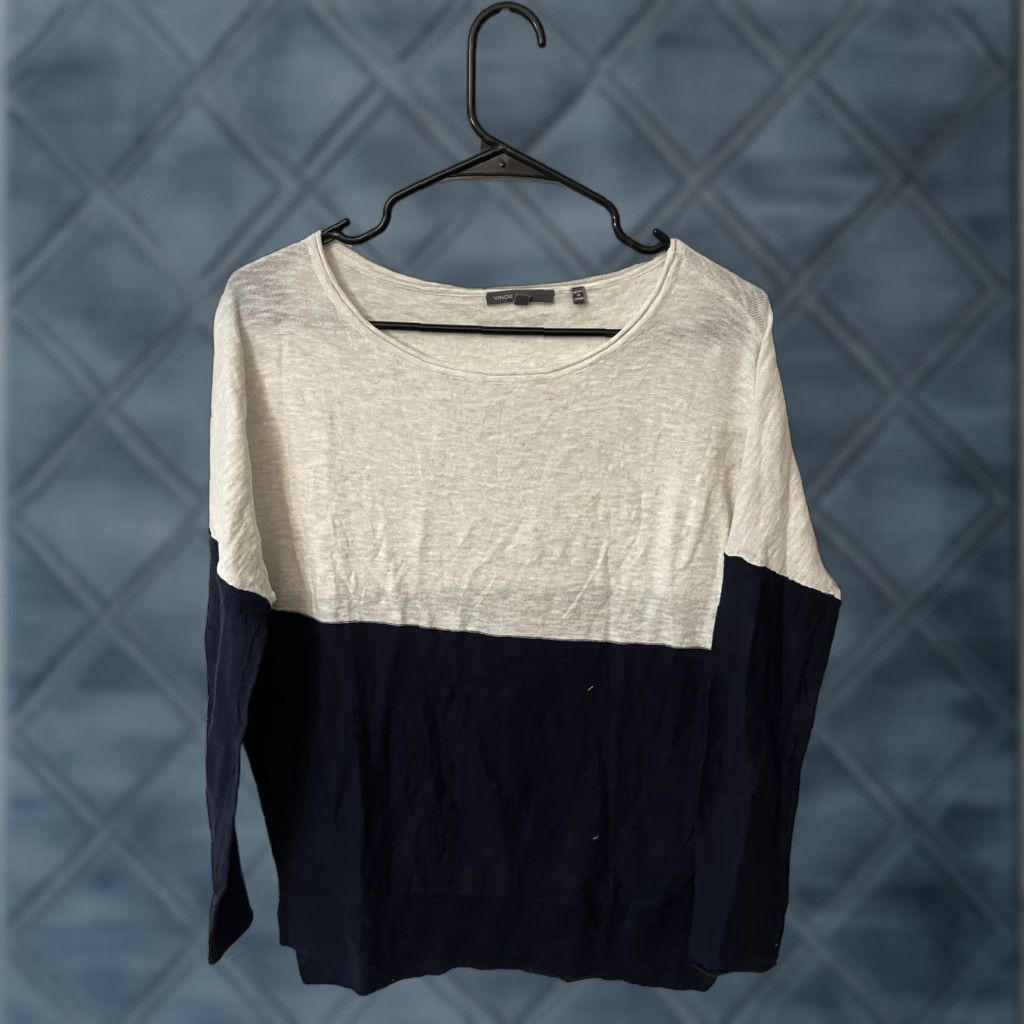 Vince Vince Lightweight ColorBlock Bateau Neckline Sweater Size XS Wool/Cashmere Size XS / US 0-2 / IT 36-38 - 1 Thumbnail