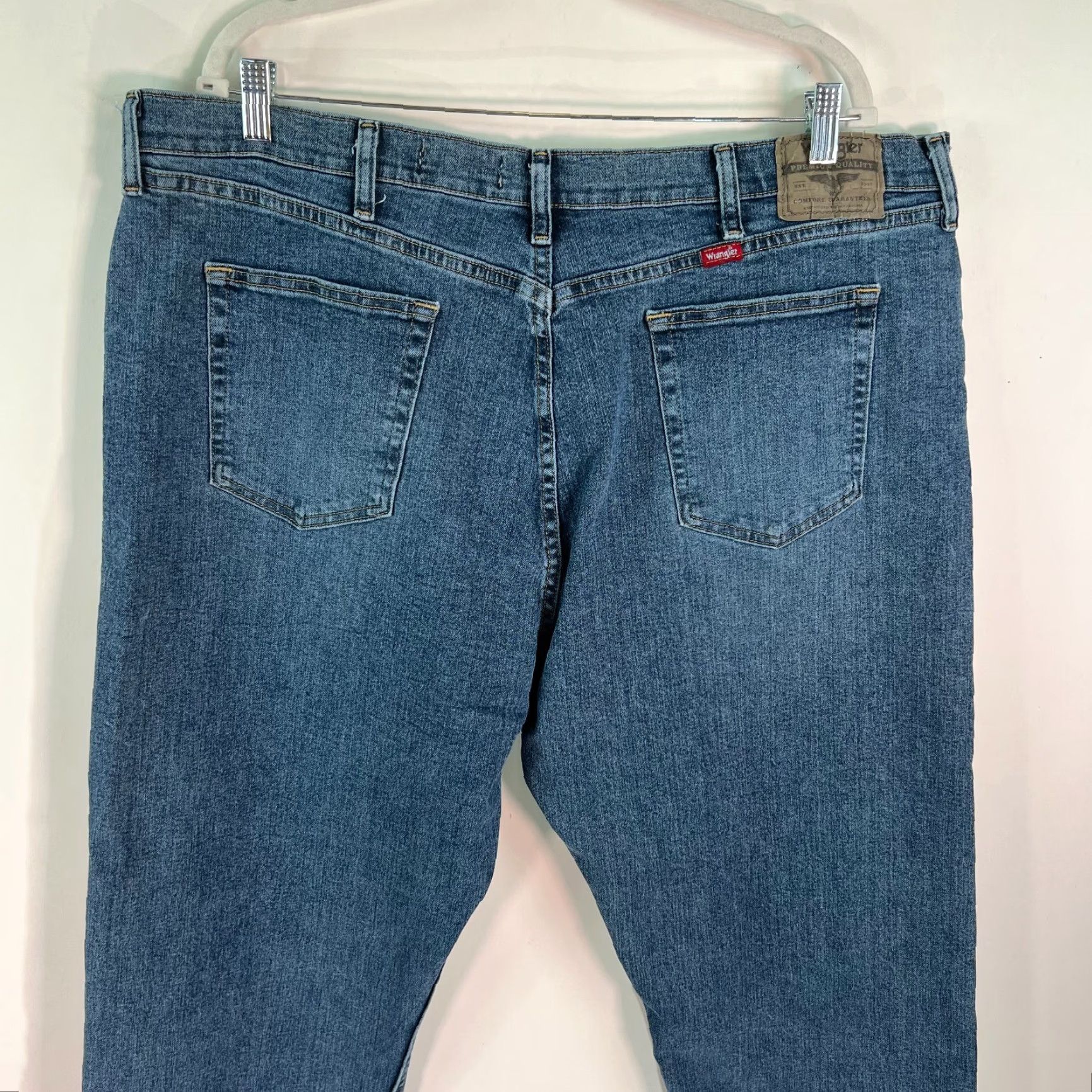 Wrangler Wrangler Jeans Mens Denim Flat Front Straight Blue Size 42 X 30 Regular 5 Pocket Belt Loops Size US 42 / EU 58 - 3 Thumbnail