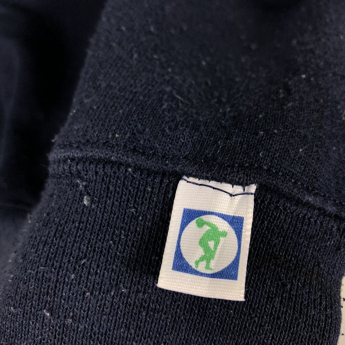 Japanese Brand 📌Rich Blue Vintage Sweatshirt Discus Athletic Size US L / EU 52-54 / 3 - 13 Thumbnail