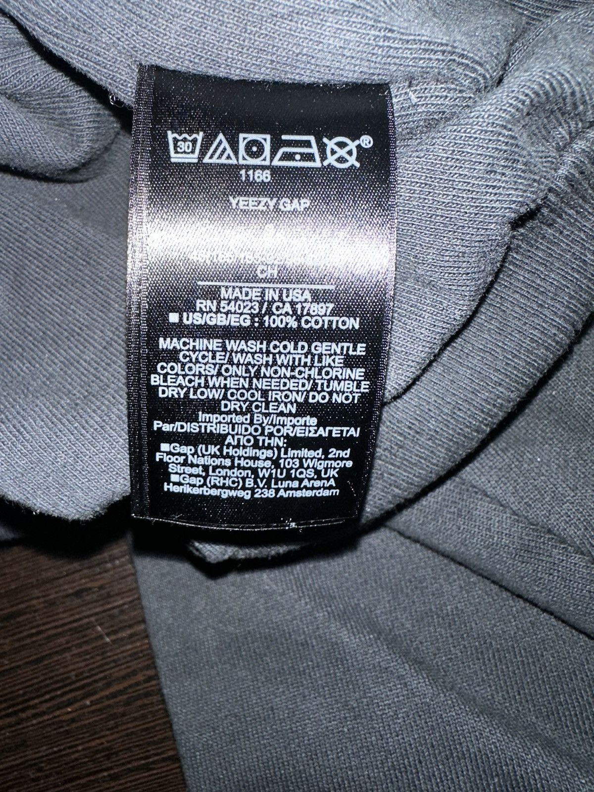 Balenciaga × Gap × Yeezy Yzy x Gap by balenciaga Dove Size US S / EU 44-46 / 1 - 5 Thumbnail