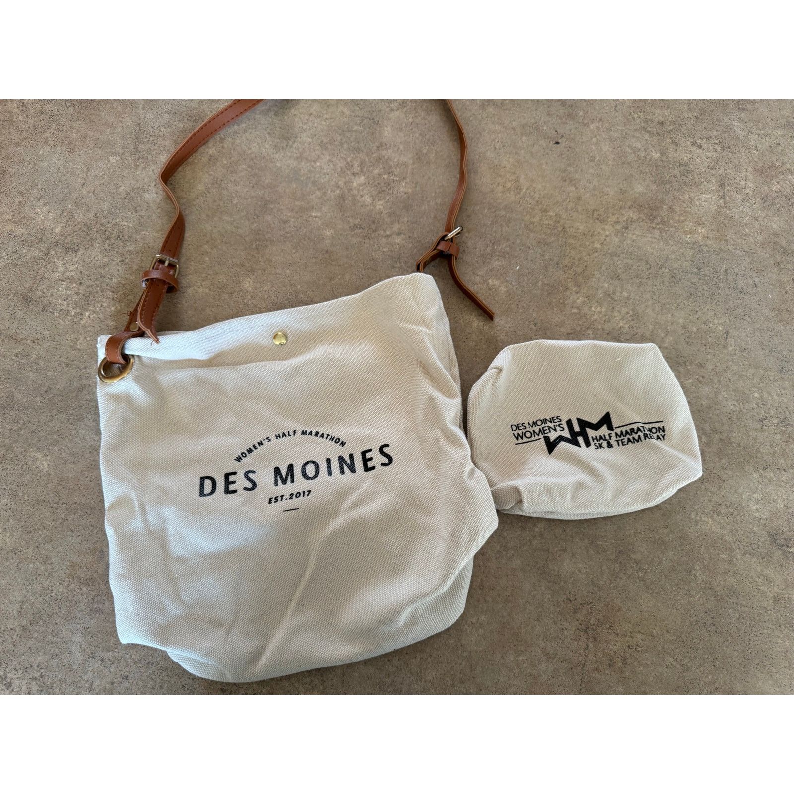 Other Des Moines Women's Half Marathon Tote Bag and Clutch Size ONE SIZE - 1 Preview