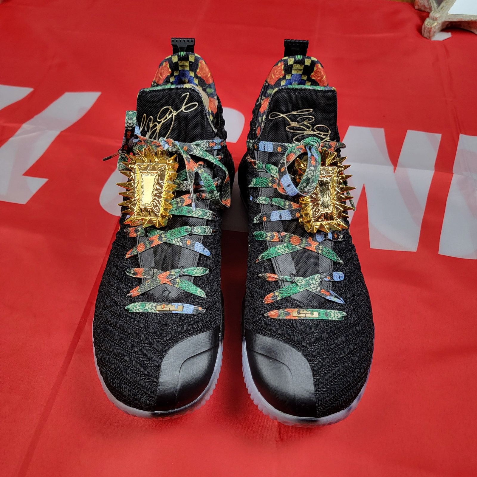 Nike Nike LeBron 16 KC Watch The Throne Sz 11 Black CI1518001 Size US 11 / EU 44 - 4 Thumbnail