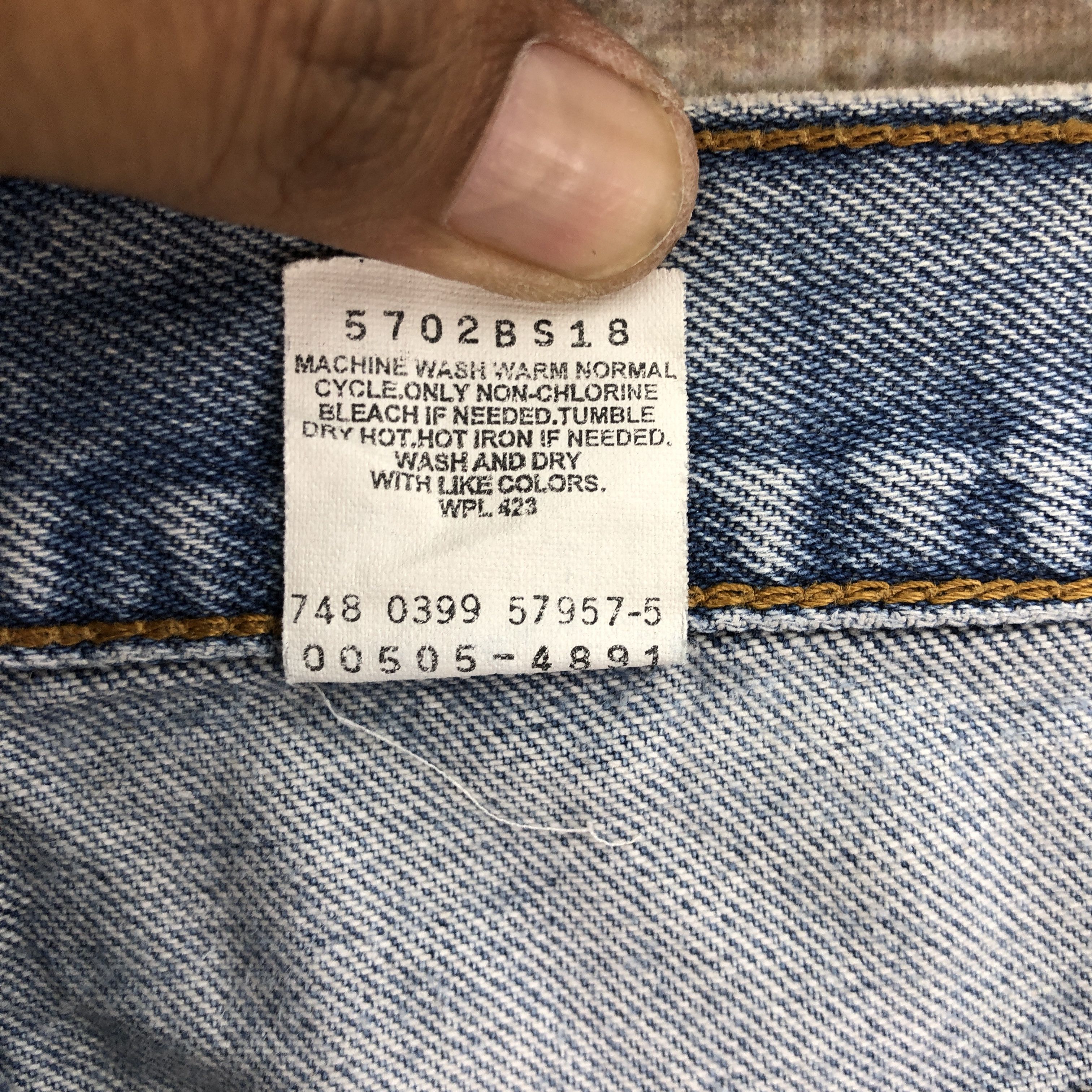Levi's Vintage Levis 505 Distressed Jeans Levi's Faded Wash Denim Size US 30 / EU 46 - 10 Thumbnail
