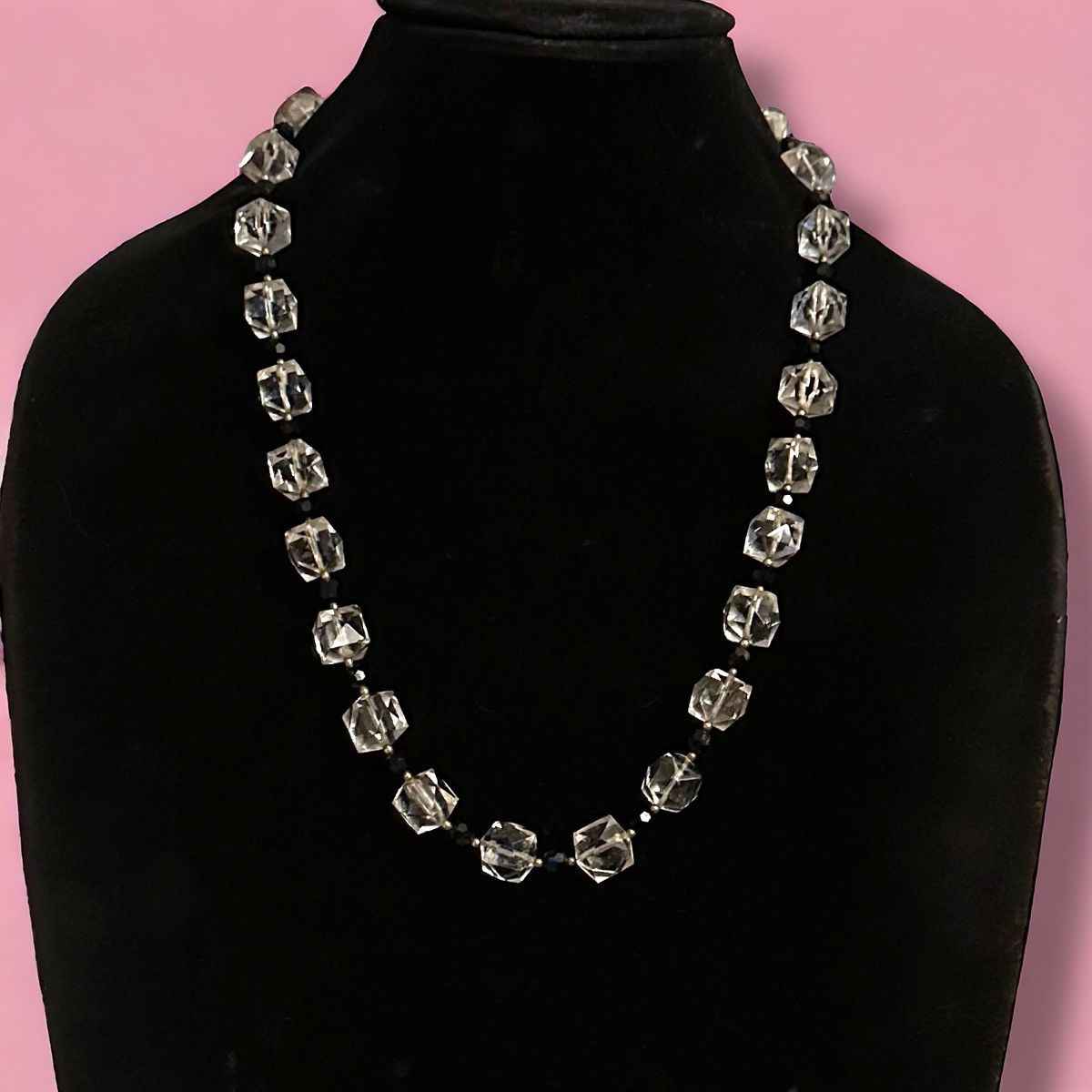 Other Vintage clear faced lucite cube bead necklace Size ONE SIZE - 1 Thumbnail