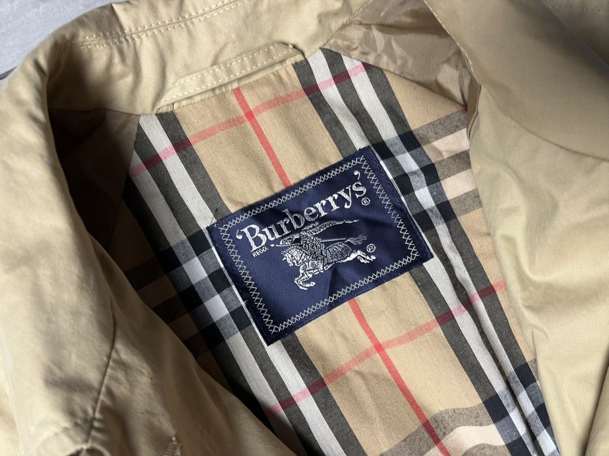 Burberry Vintage Burberry’s coat jacket cotton buckle gold Size M Size US M / EU 48-50 / 2 - 6 Thumbnail