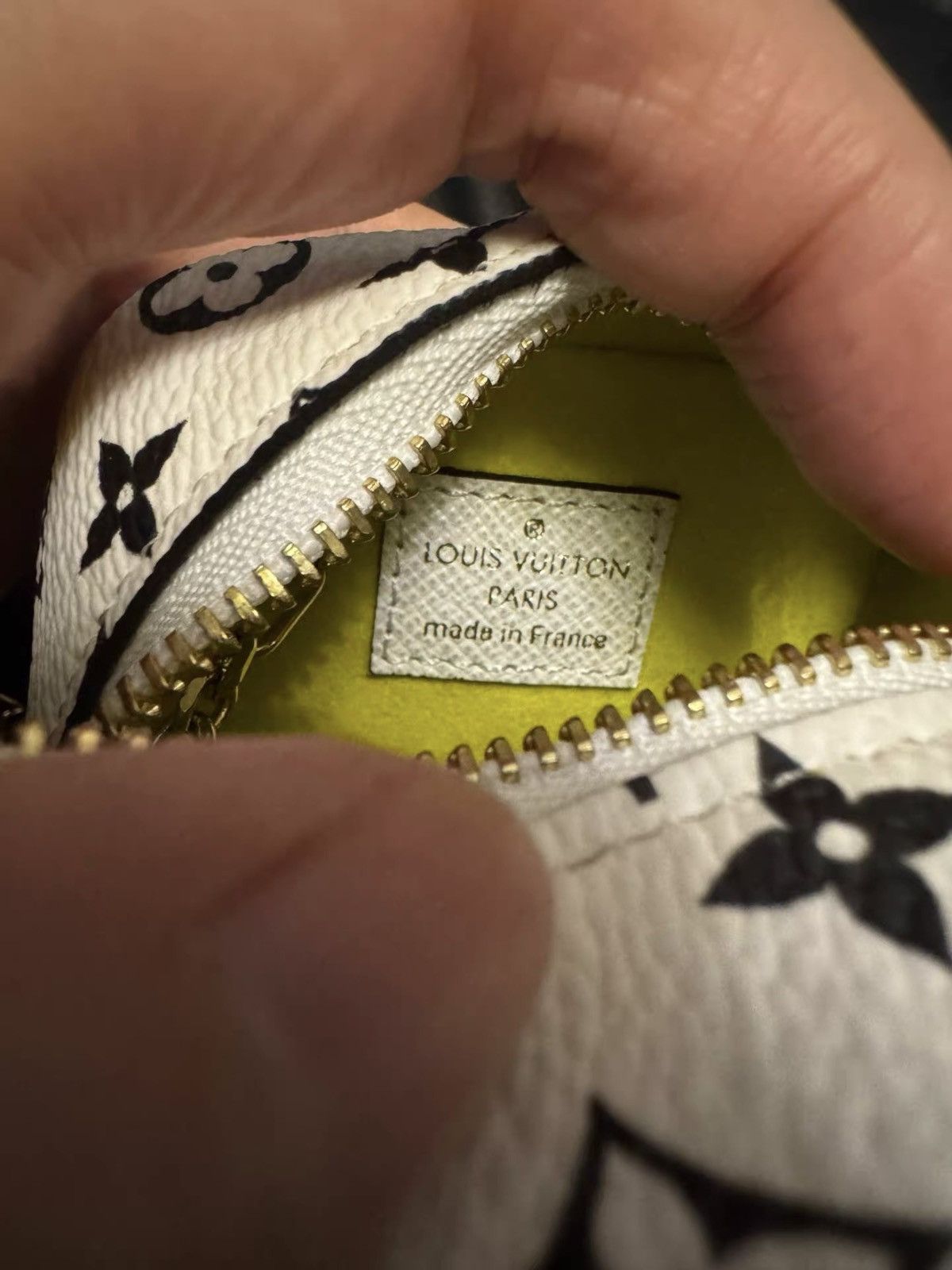 Louis Vuitton Louis Vuitton Monogram Giant Cube coin pouch bag Size ONE SIZE - 11 Thumbnail