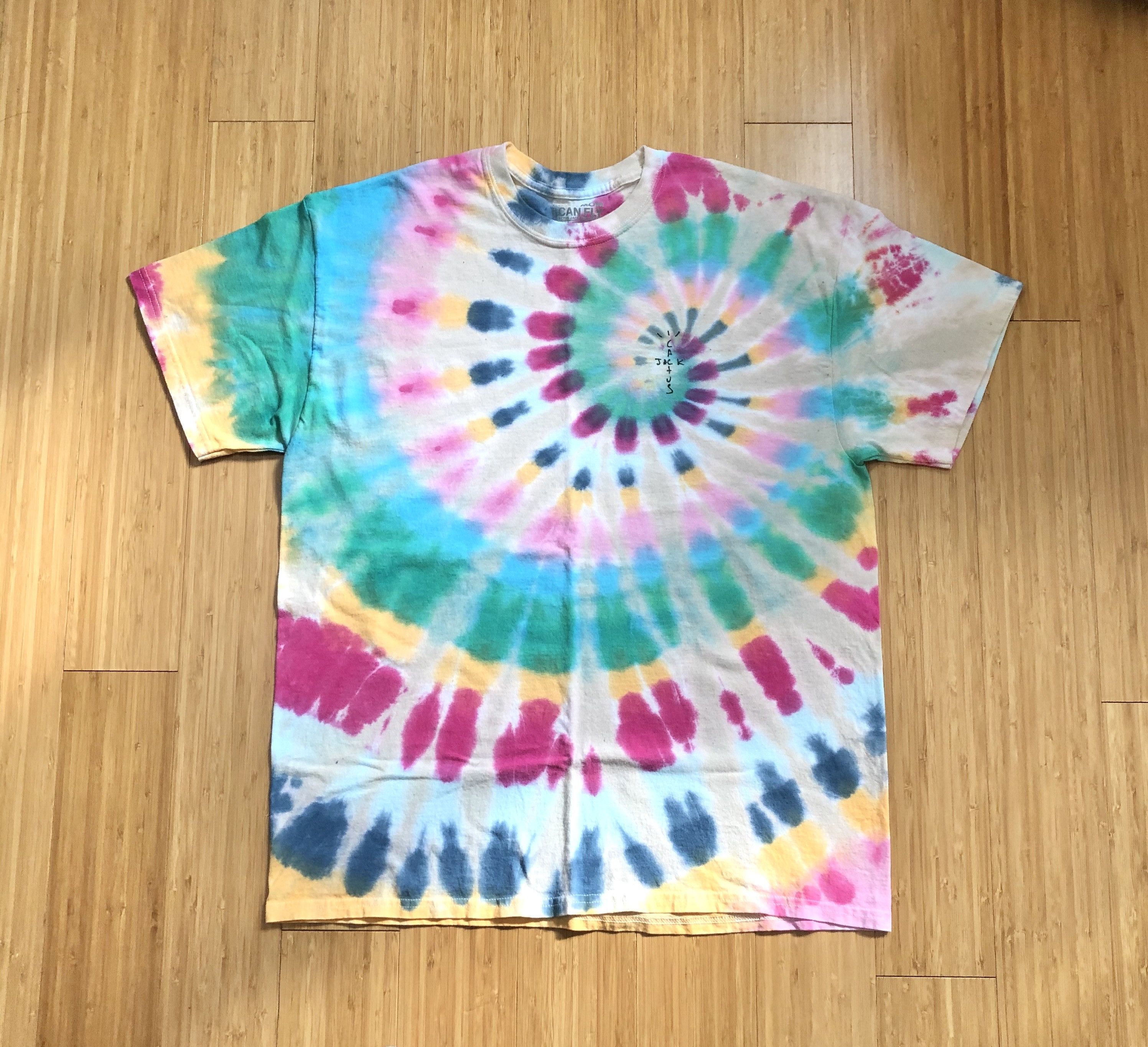 Travis Scott Look mom I can fly tie dye shirt Size US XL / EU 56 / 4 - 1 Thumbnail
