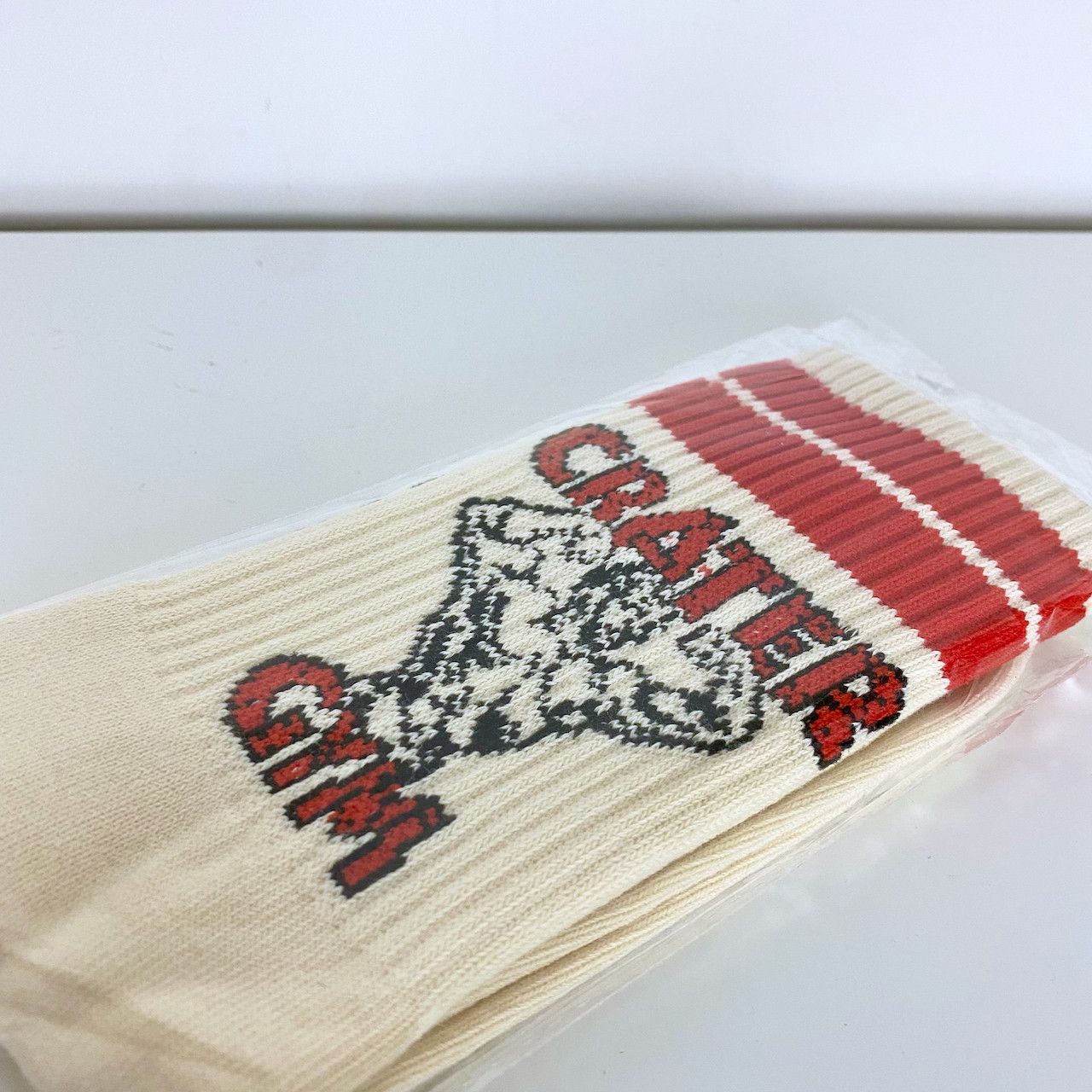 A24 A24 LOVE LIES BLEEDING CRATER GYM SOCKS Size ONE SIZE - 2 Thumbnail