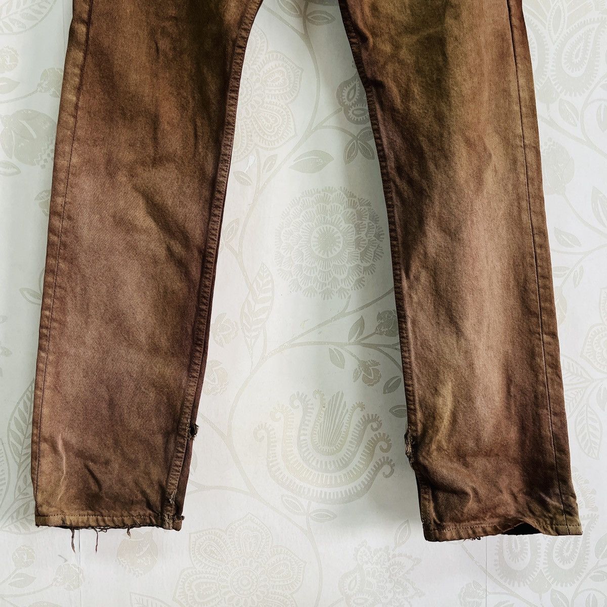 Levi's Vintage Clothing Distressed Vintage Levis 501 Buttonfly Faded Jeans Size US 29 - 9 Thumbnail