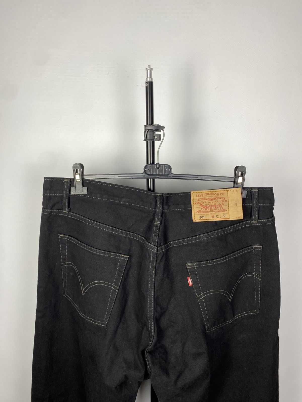 Levi's × Levi's Vintage Clothing Rare Vintage 80s NWT 42x32 V stitch USA Levi’s Pants Size US 42 / EU 58 - 8 Thumbnail