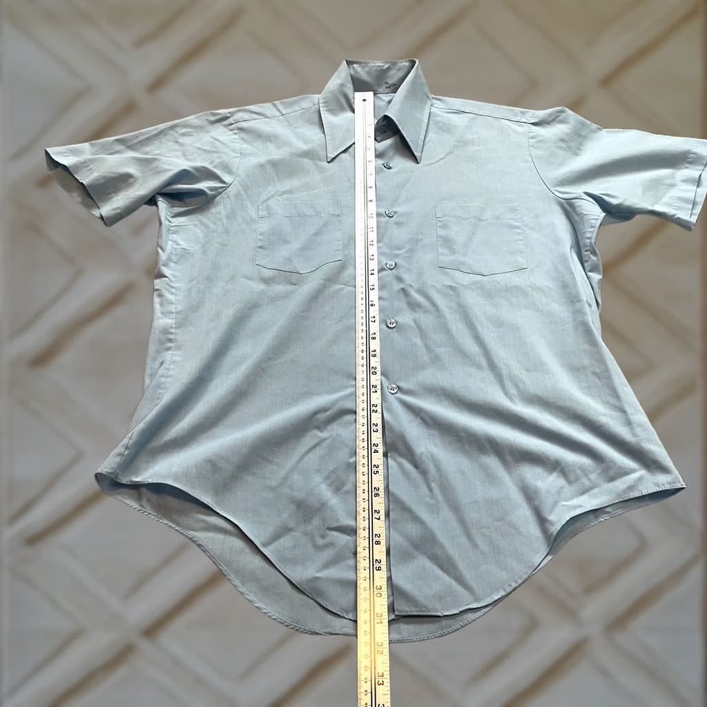 Vintage Unbranded Button Up Shirt Mens XL Light Blue Short Sleeve Collared Pocket Tee 16 Vintage Size US XL / EU 56 / 4 - 1 Thumbnail