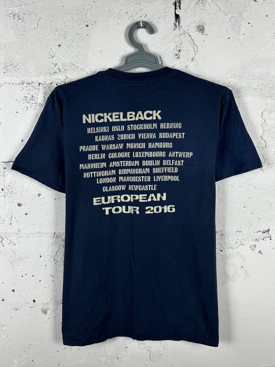 Band Tees Nickelback Live Concert Logo t shirt merch tour Size US L / EU 52-54 / 3 - 5 Thumbnail