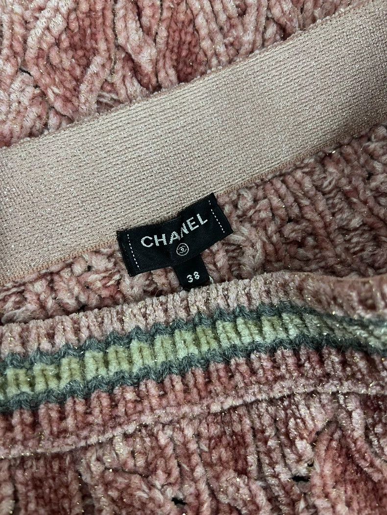 Chanel Chanel 22B pink velvet skirt Size 25" / US 0 / IT 36 - 4 Thumbnail