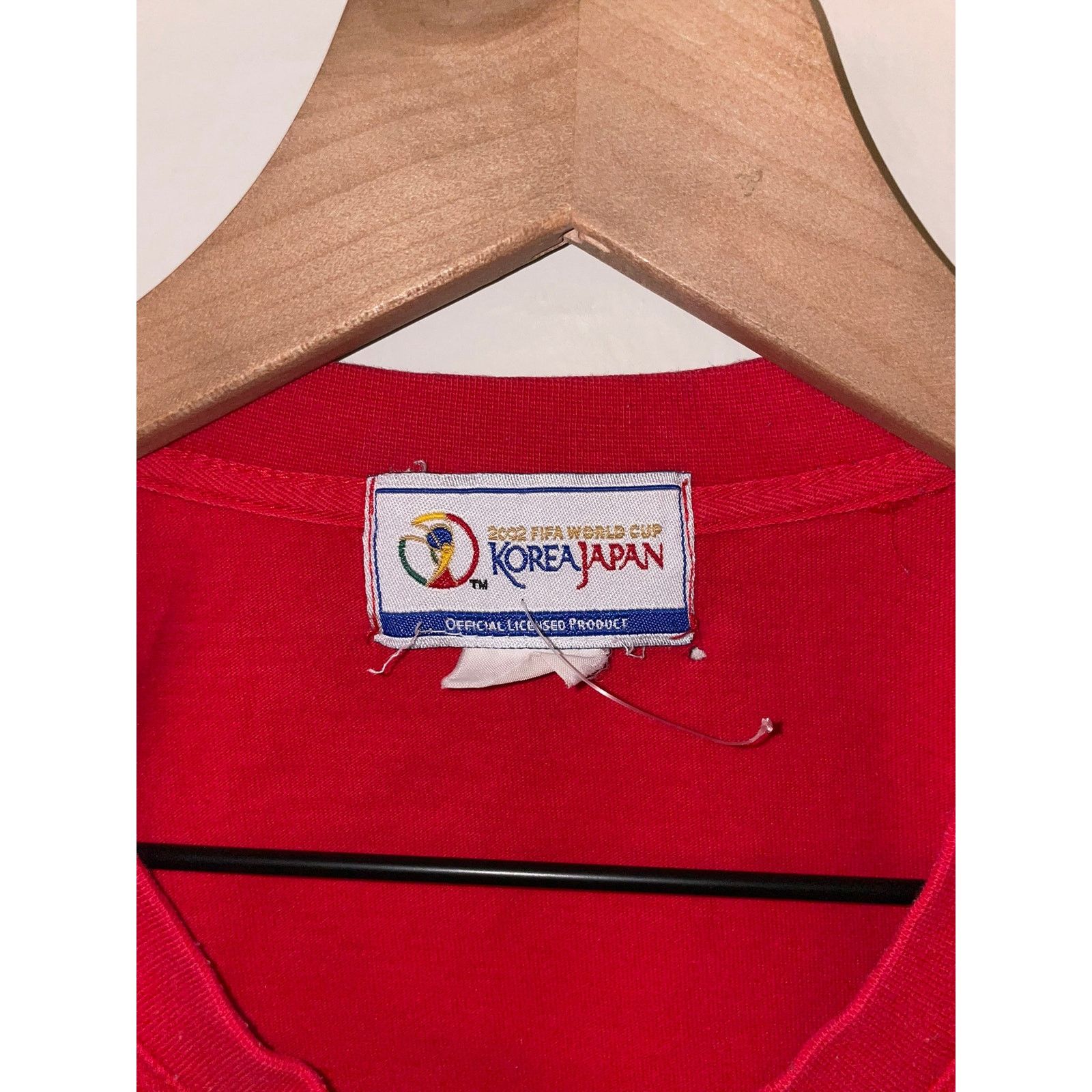 Vintage Vintage Fifa World Cup Shirt Korea Japan Soccer Red Tee L Size US L / EU 52-54 / 3 - 5 Thumbnail