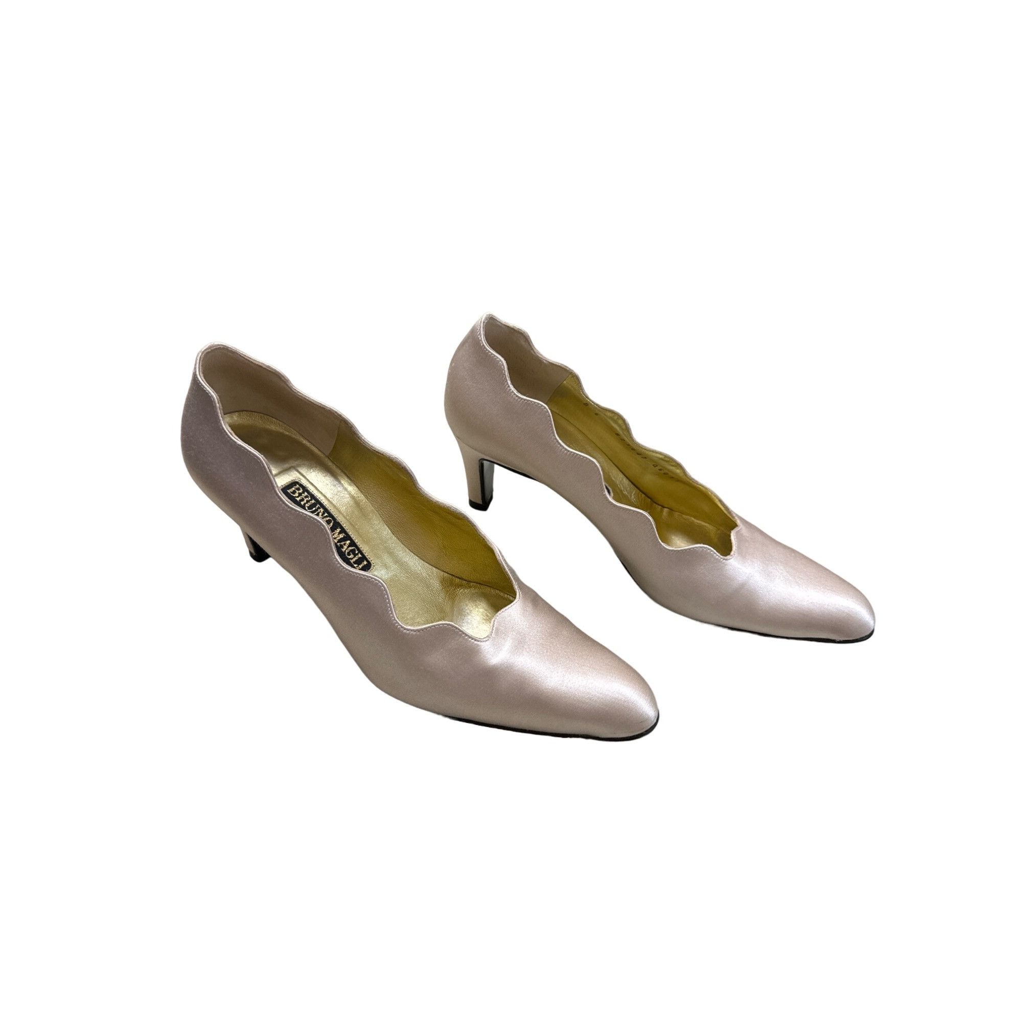 Bruno Magli Bruno Magli Women’s Rose Color Shoes/Heels 2.5"/Pumps Size 6 Size US 6 / IT 36 - 2 Thumbnail