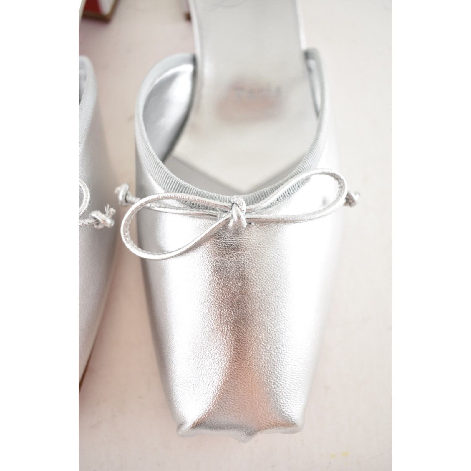 Christian Louboutin Christian Louboutin Mimiflirt 30 Silver Ballet Ballerina Size US 10 / IT 40 - 9 Thumbnail