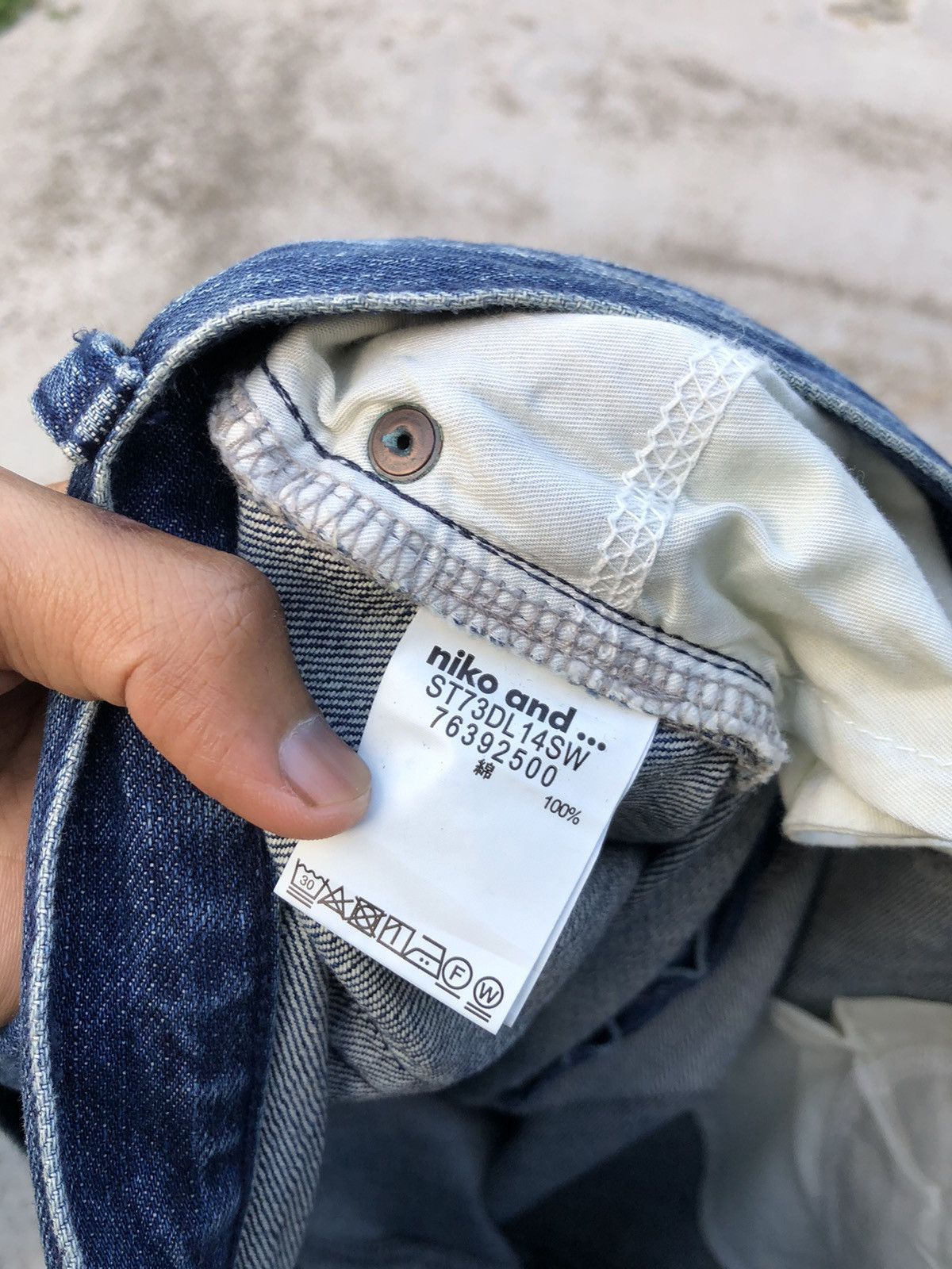 Japanese Brand NIKO AND SPLATTERED PAINT JEANS Size 29" - 2 Thumbnail